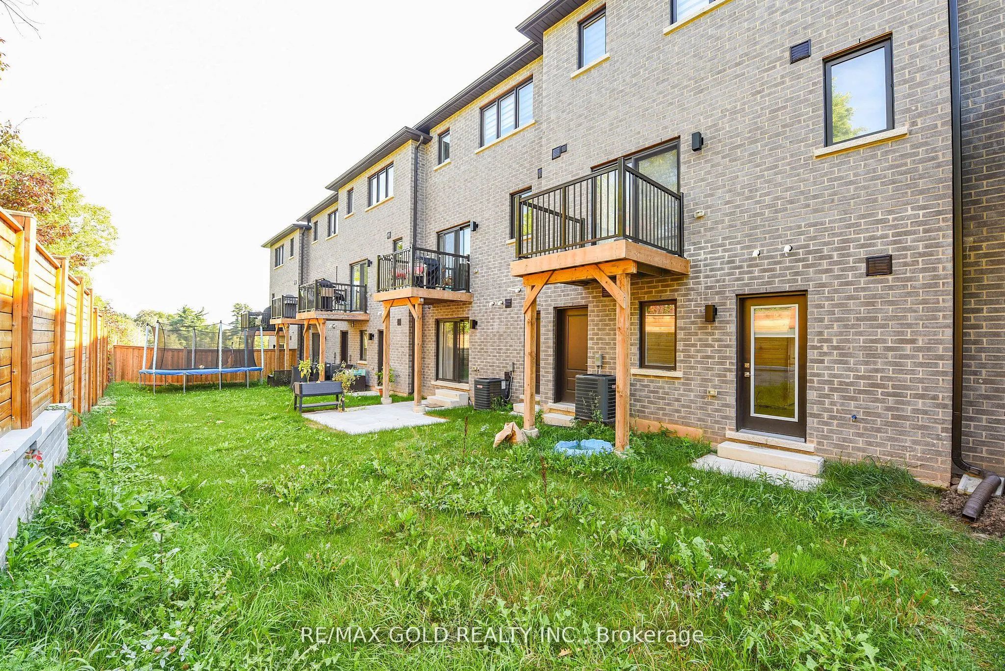 48 Windtree Way