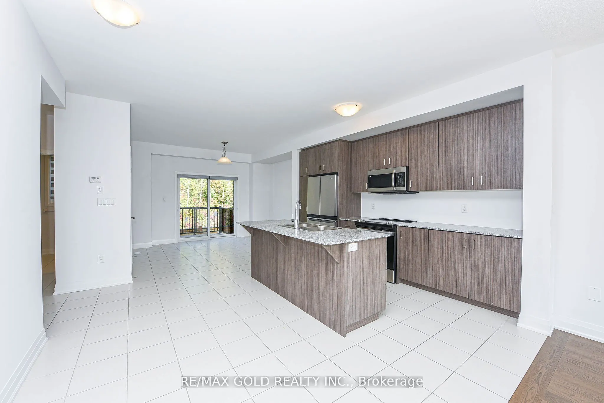 48 Windtree Way