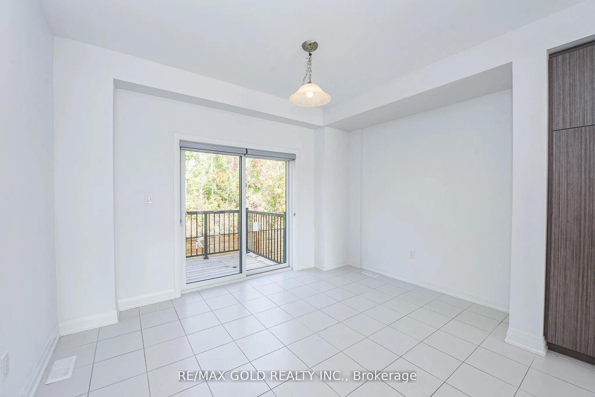 48 Windtree Way