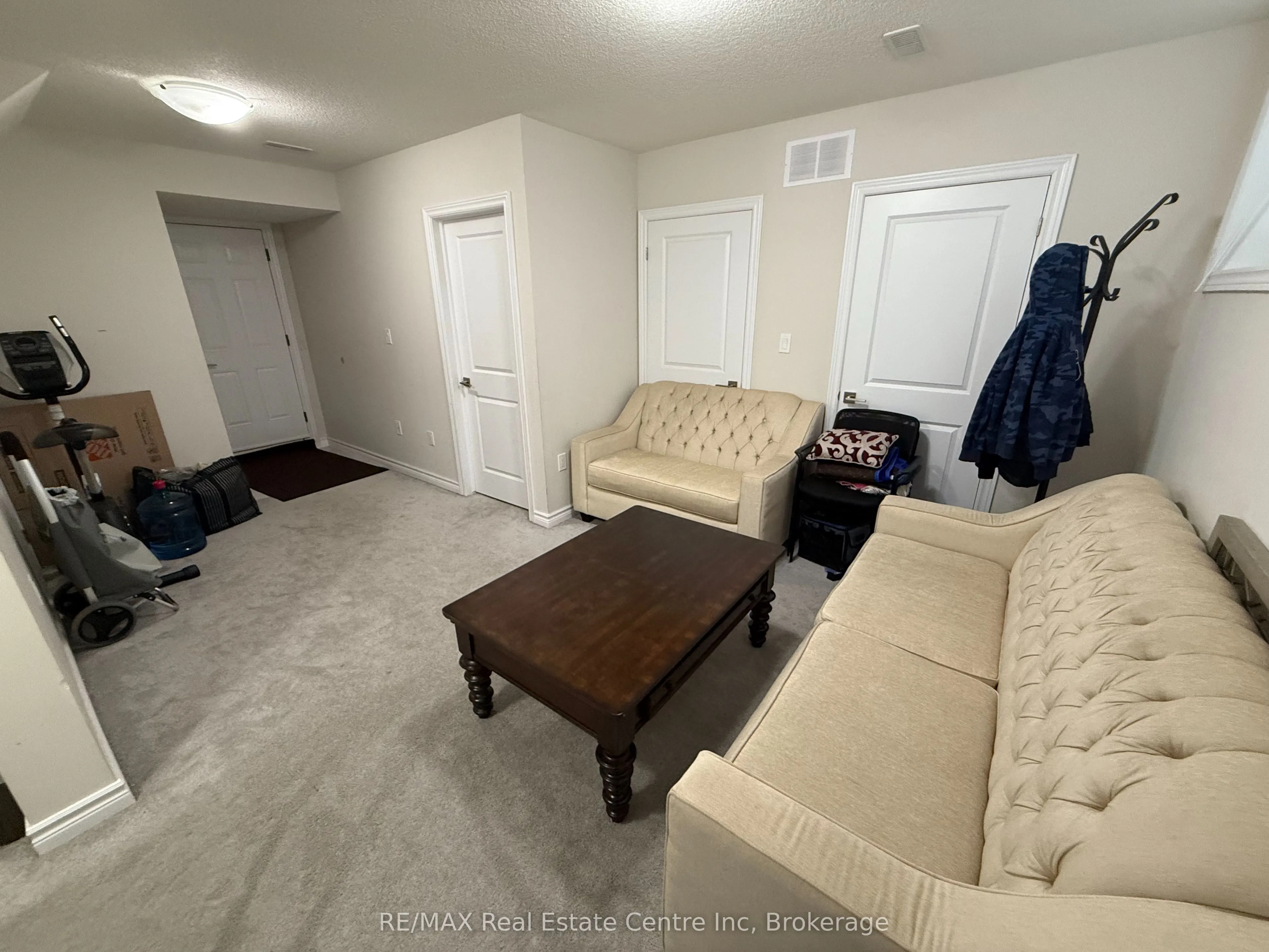 445 Ontario Street S, #108