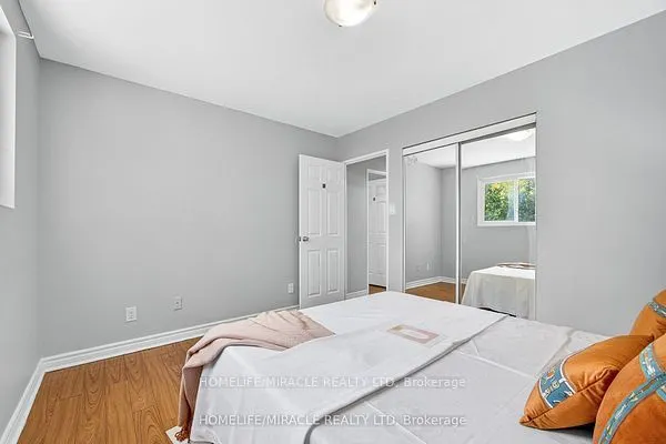 95 Greenbriar Road