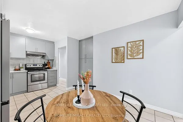 95 Greenbriar Road