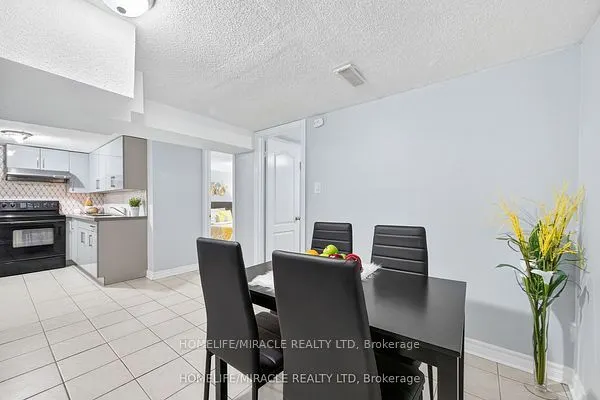 95 Greenbriar Road