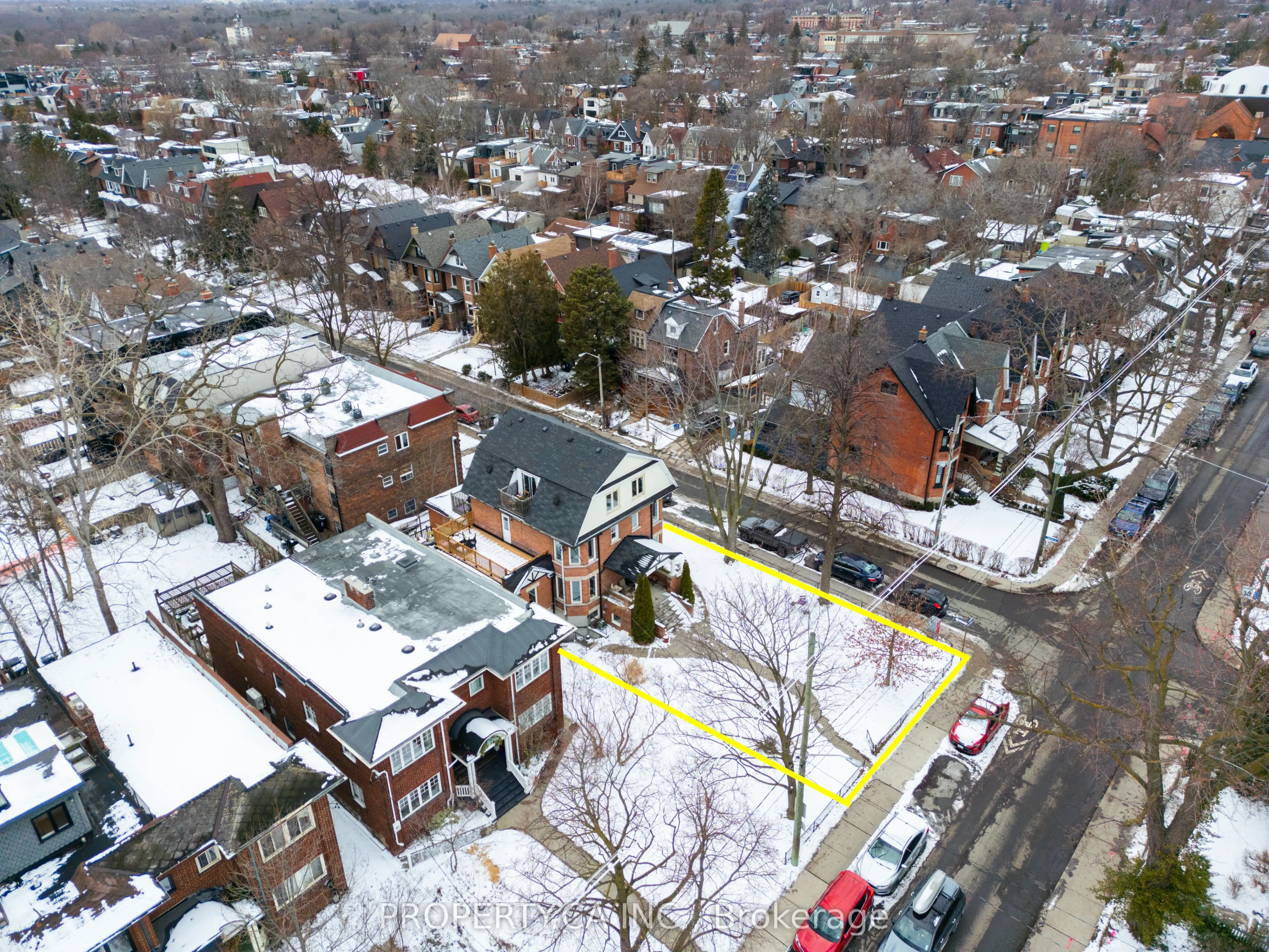 74 Sorauren Avenue