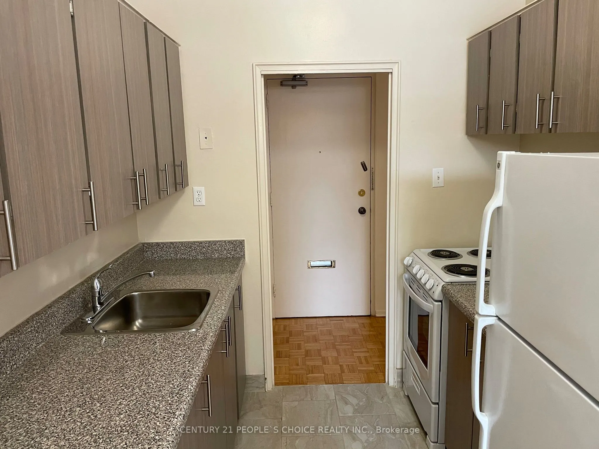 52 Park Street E, #201