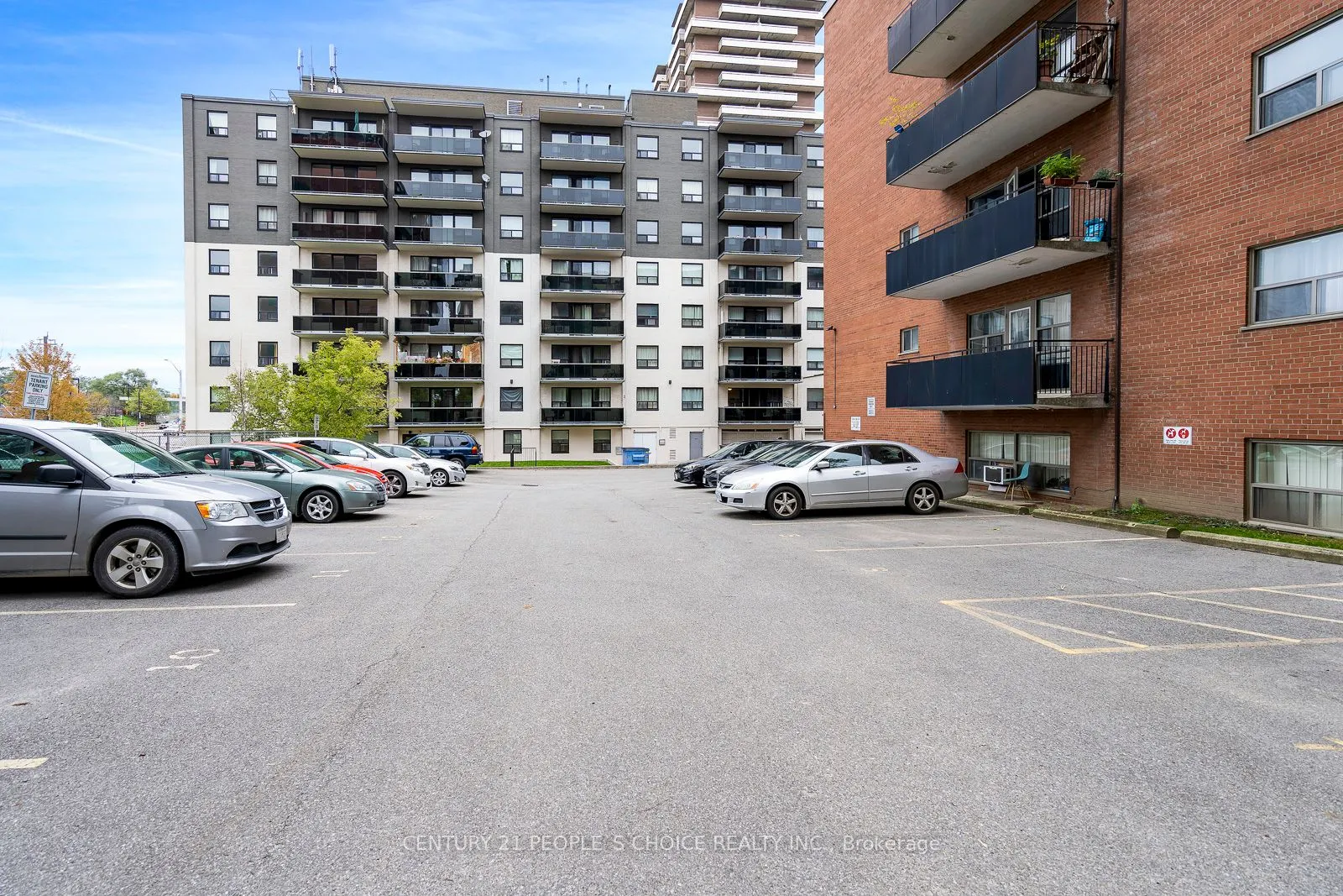 52 Park Street E, #201