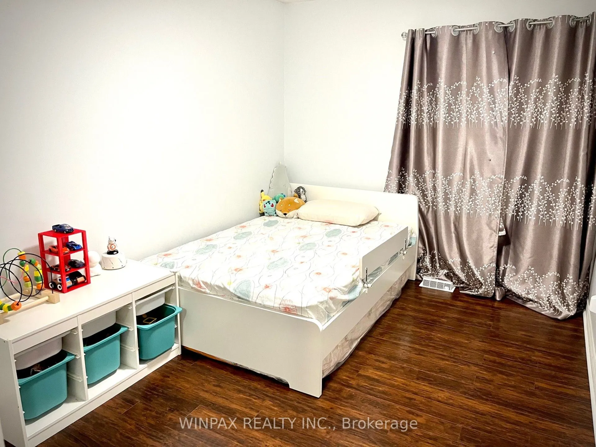 800 Constellation Drive, #13