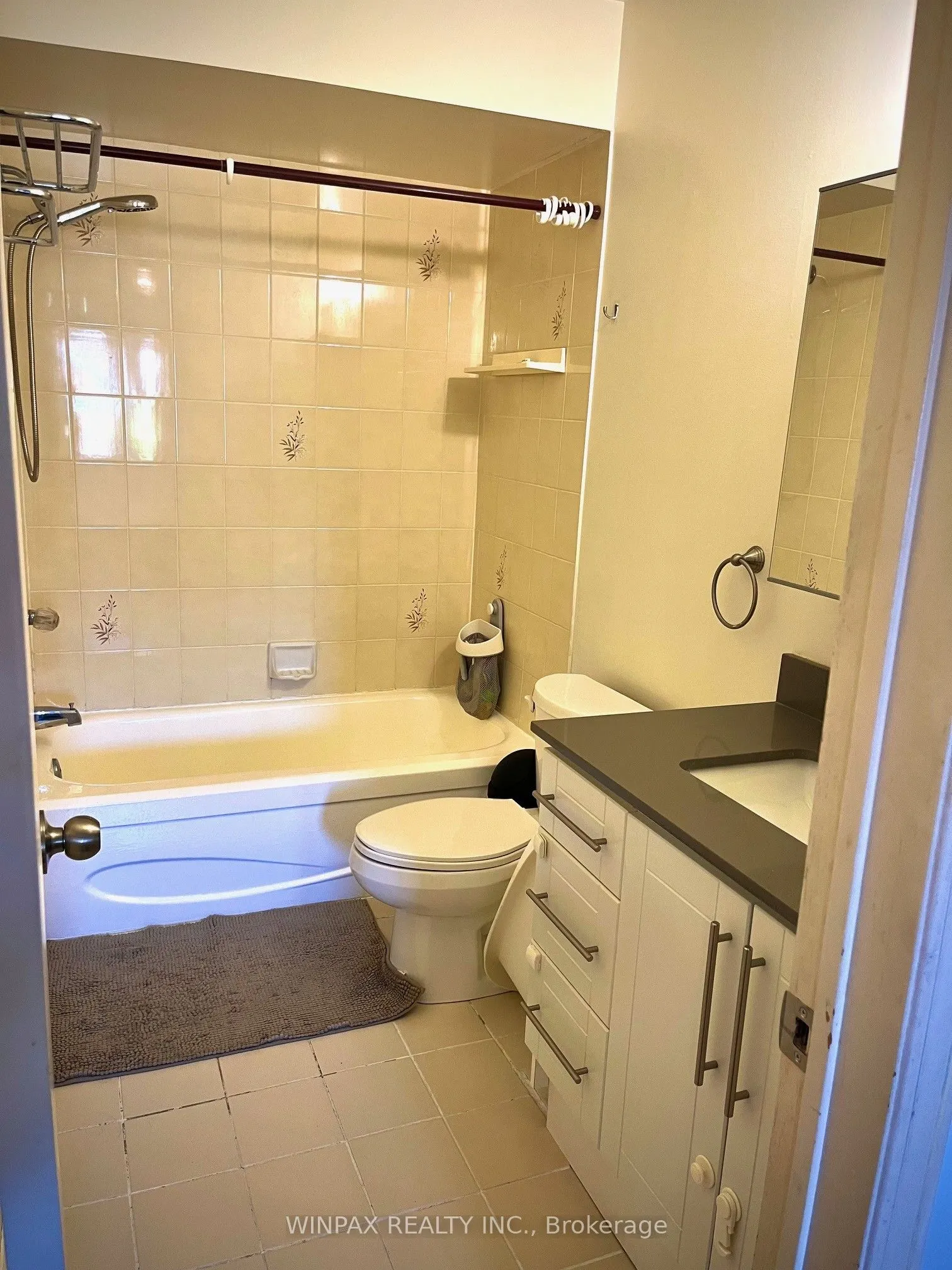 800 Constellation Drive, #13