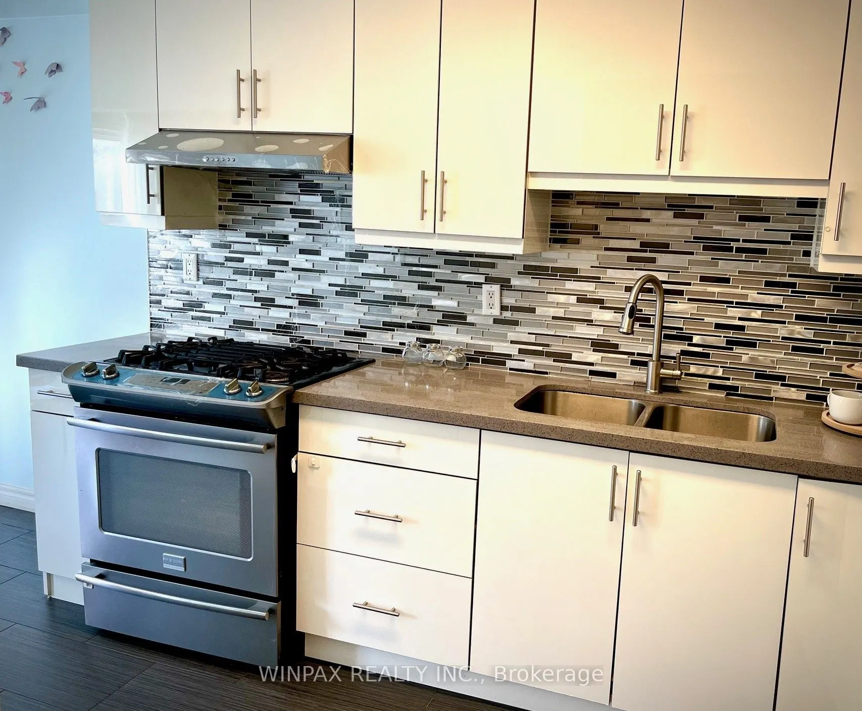 800 Constellation Drive, #13