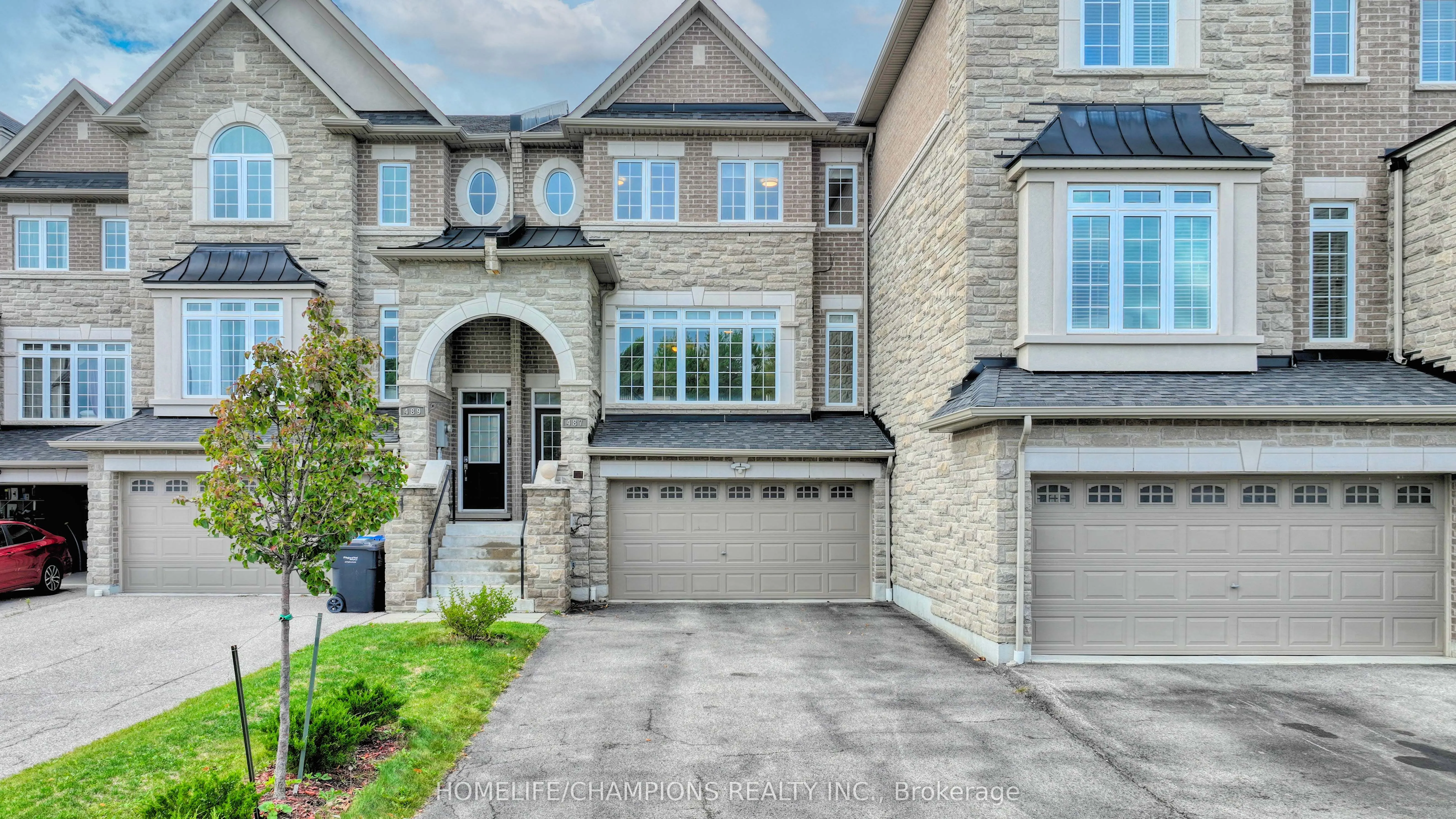 487 Briggs Court
