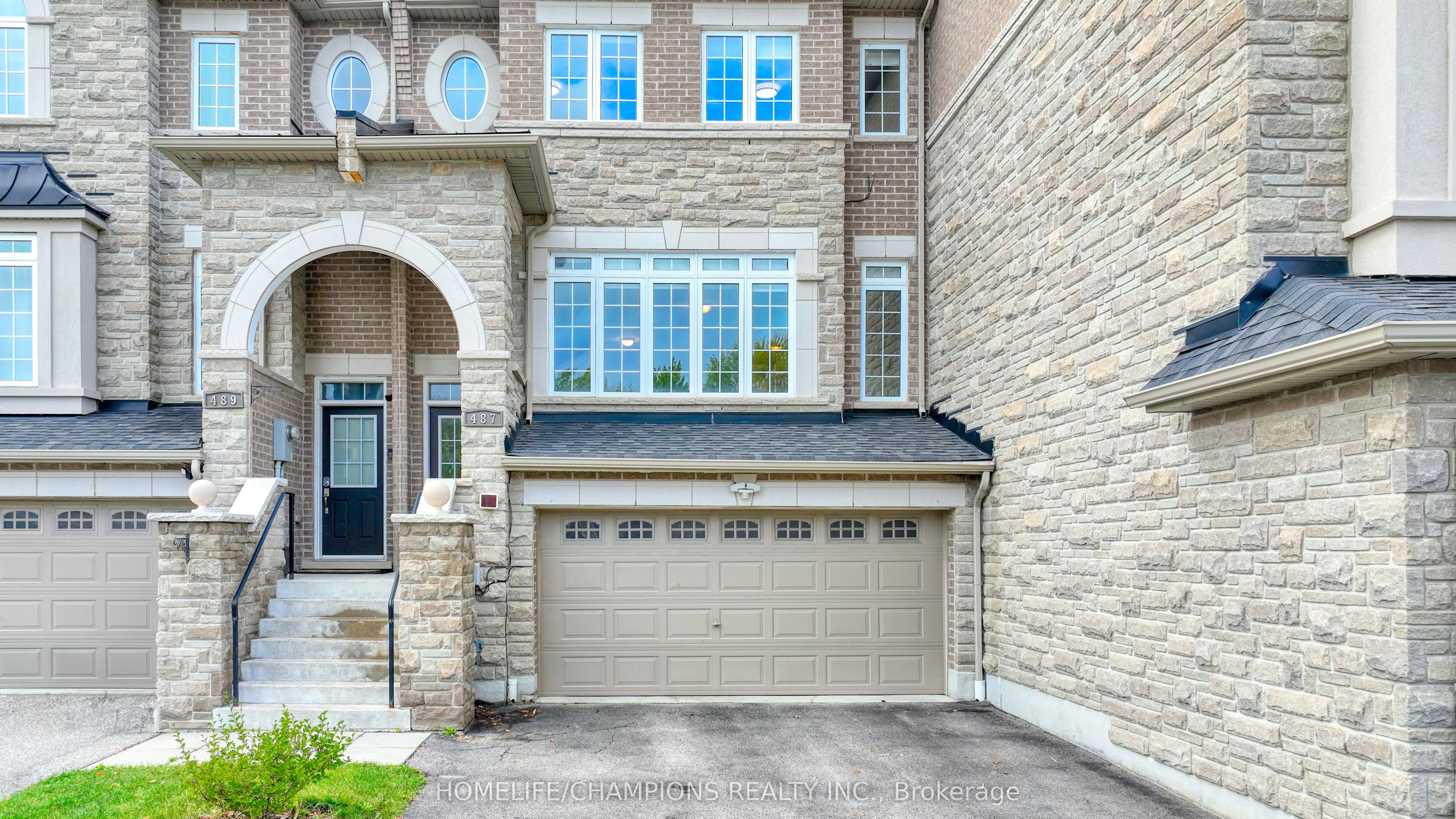 487 Briggs Court