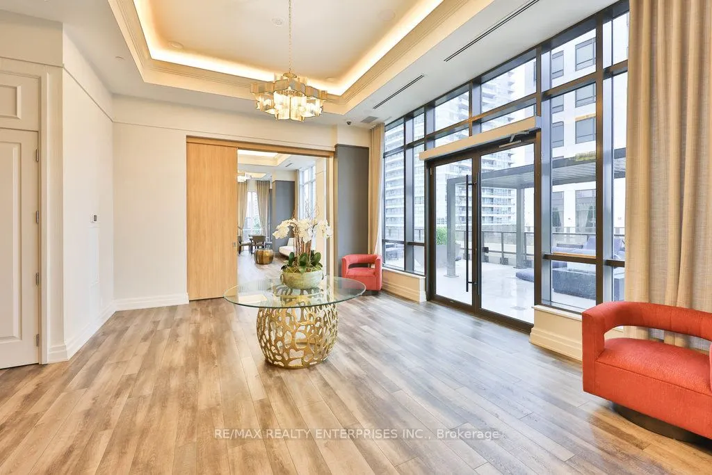 36 Elm Drive W, #705