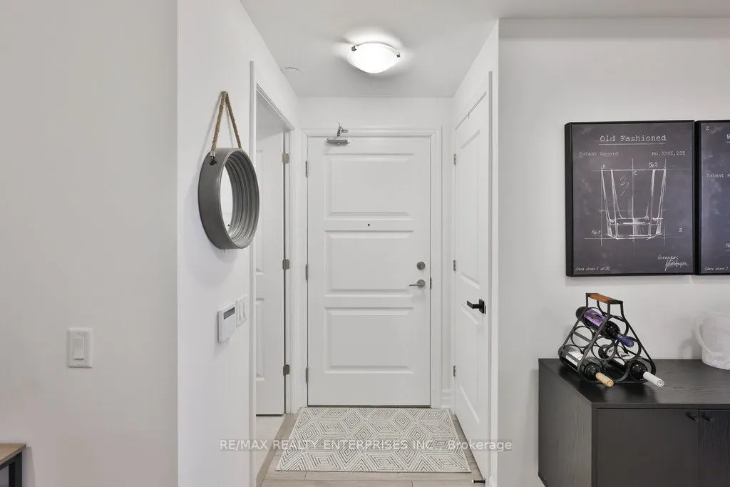 36 Elm Drive W, #705