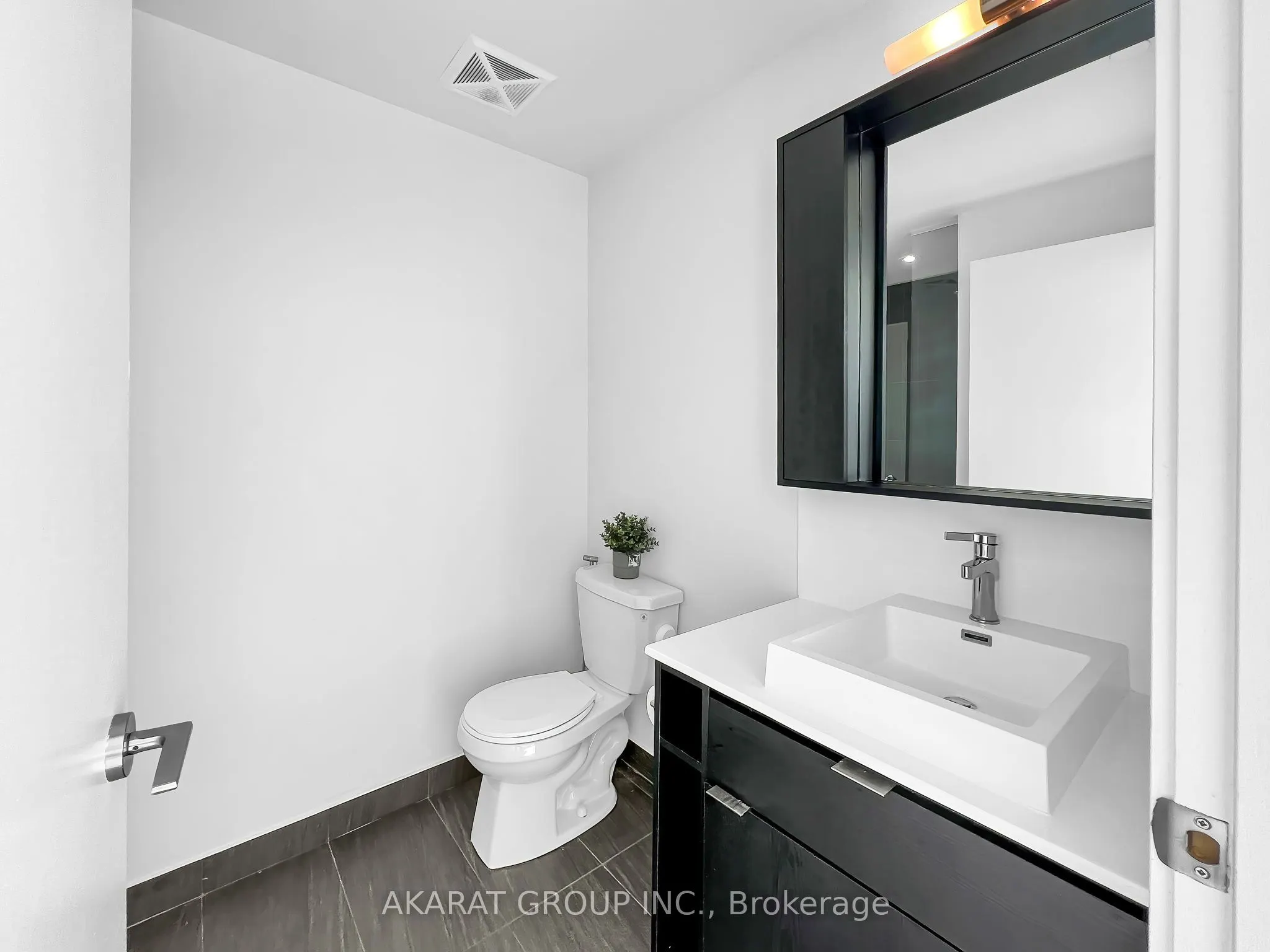 251 Manitoba Street, #2907