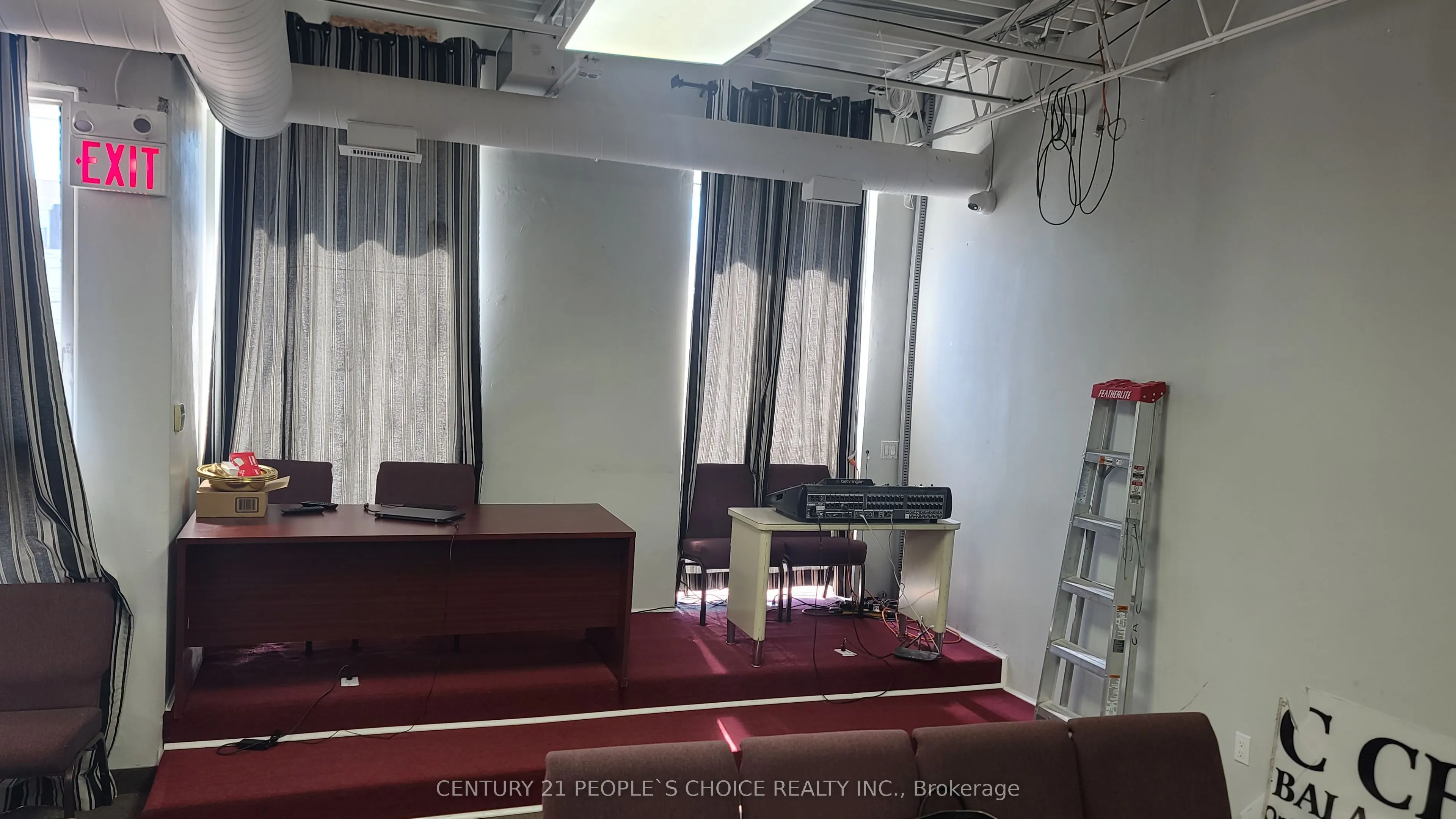 2400 Finch Avenue W, #5