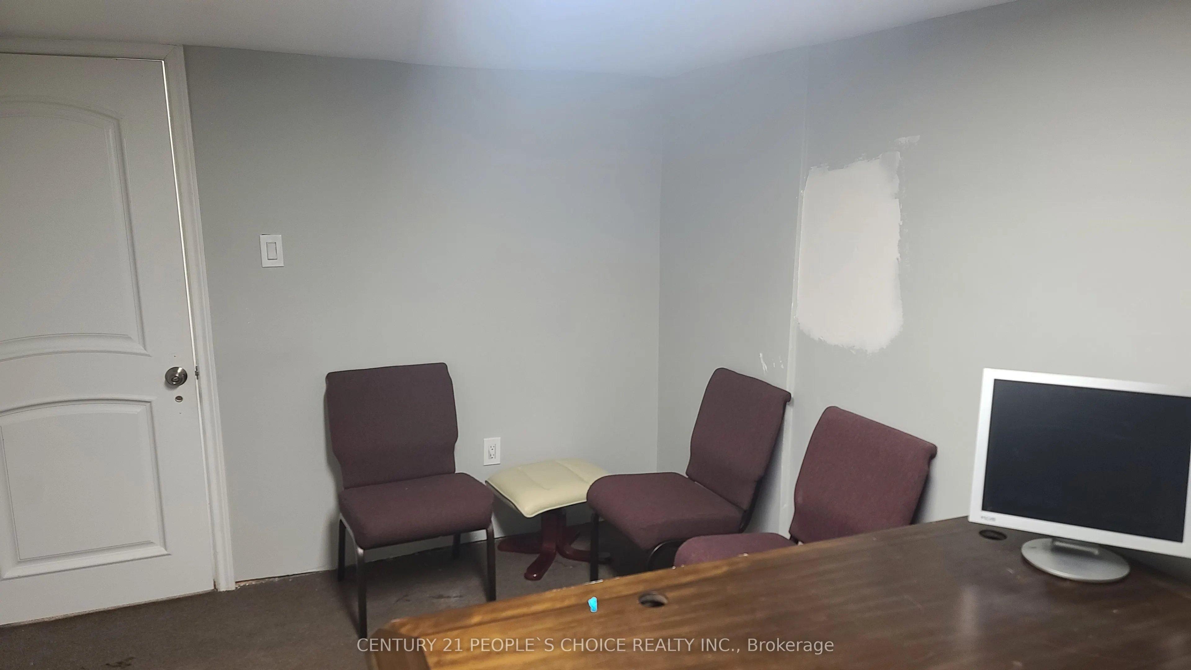 2400 Finch Avenue W, #5