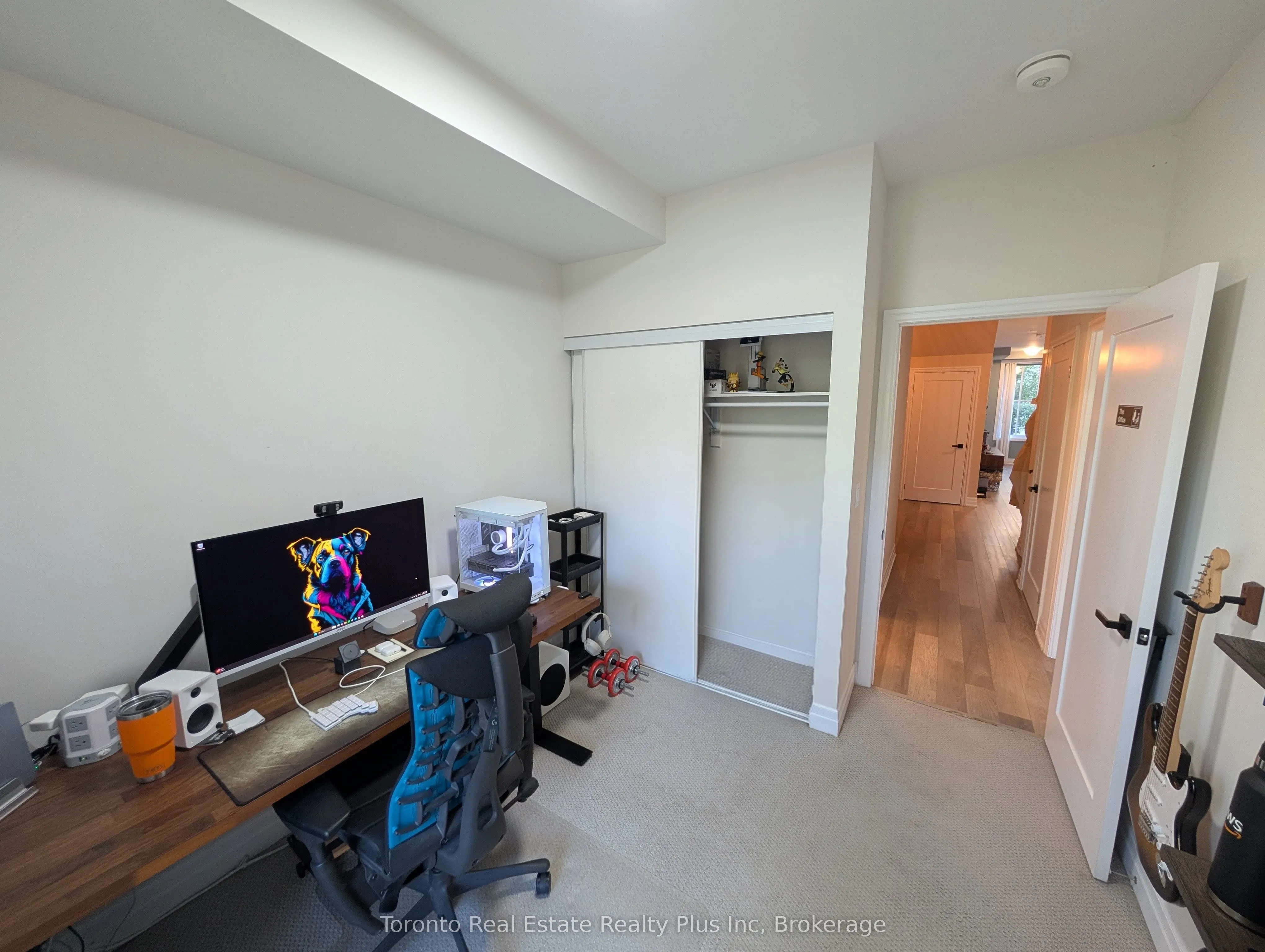 665 Cricklewood Drive, #702