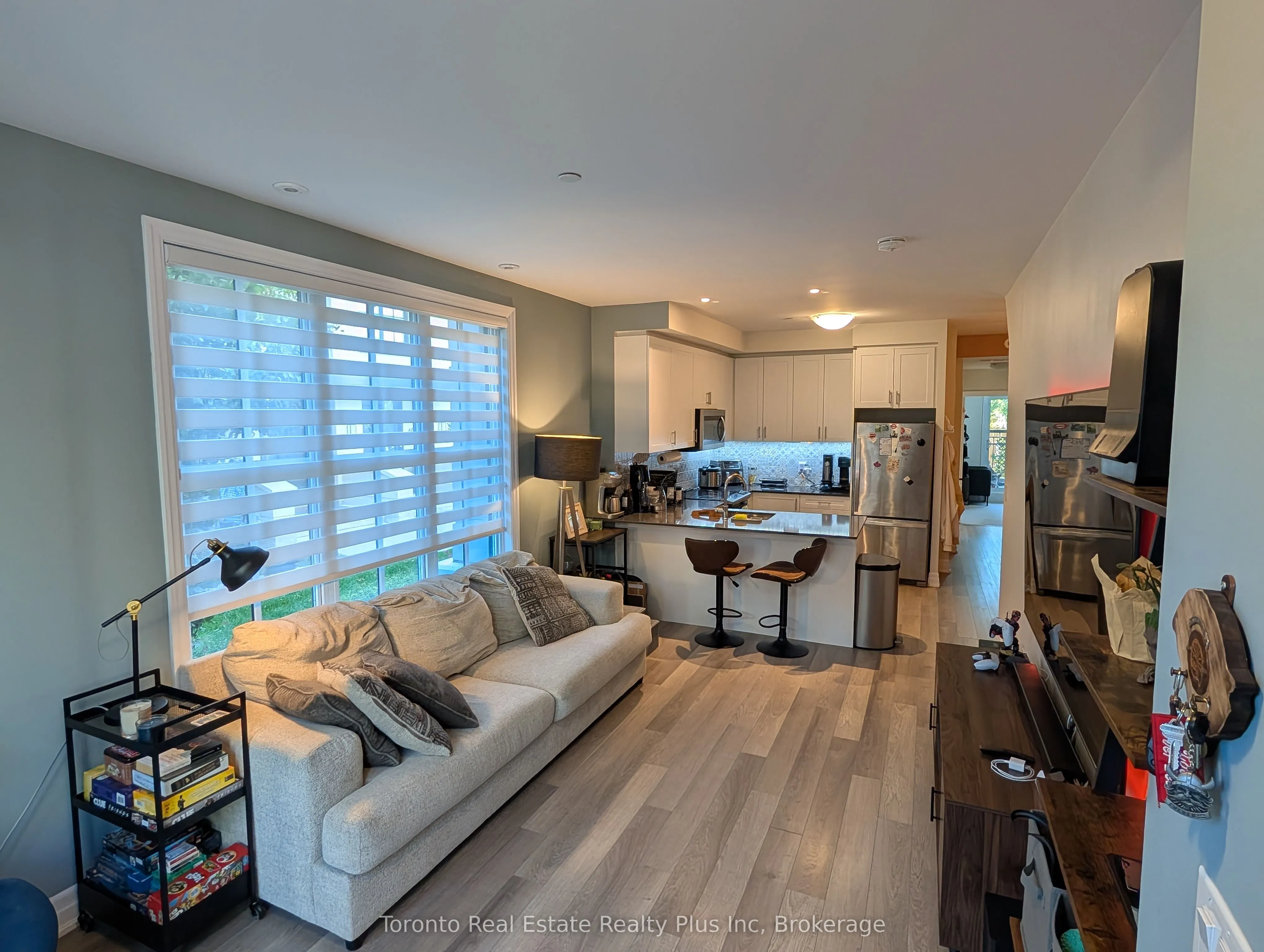 665 Cricklewood Drive, #702