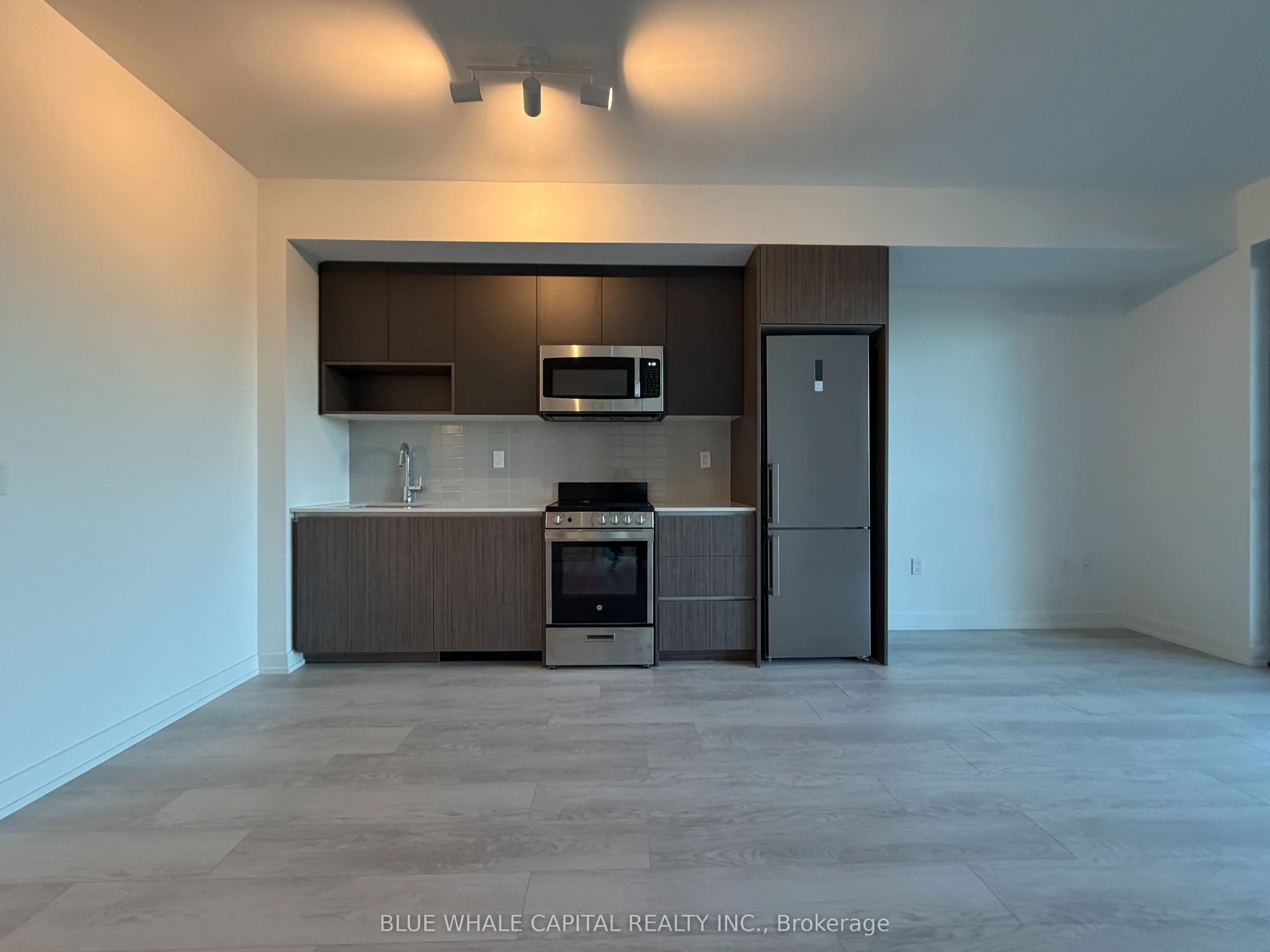 801 The Queensway, #502