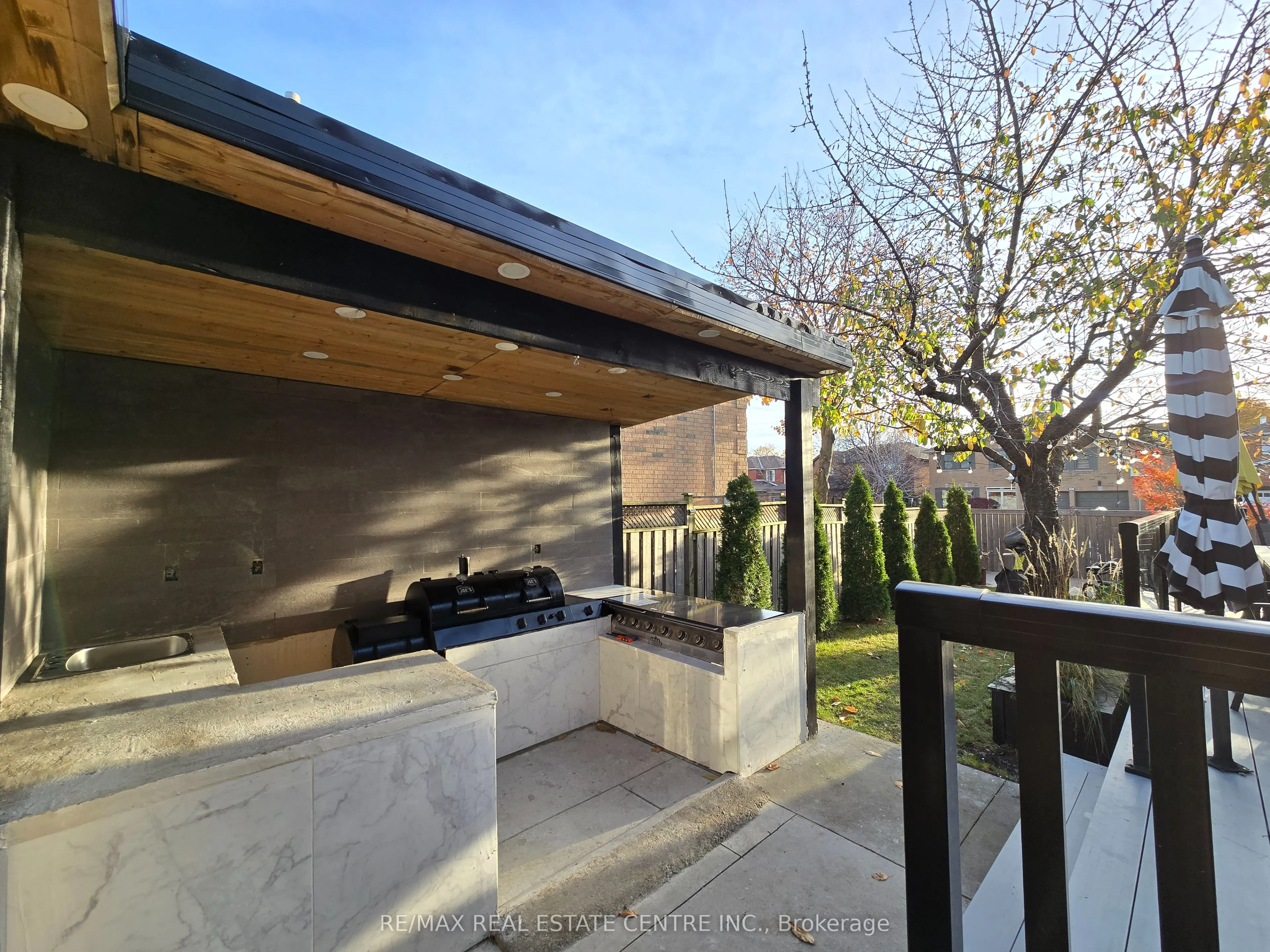 1 Brydon Crescent