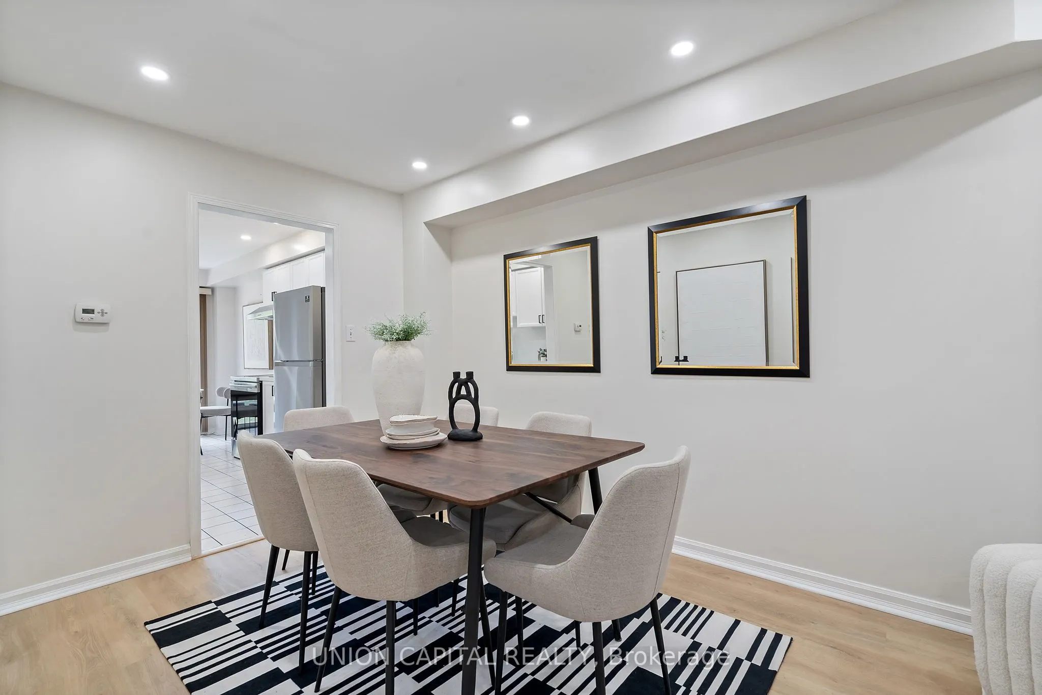 2555 Thomas Street, #106