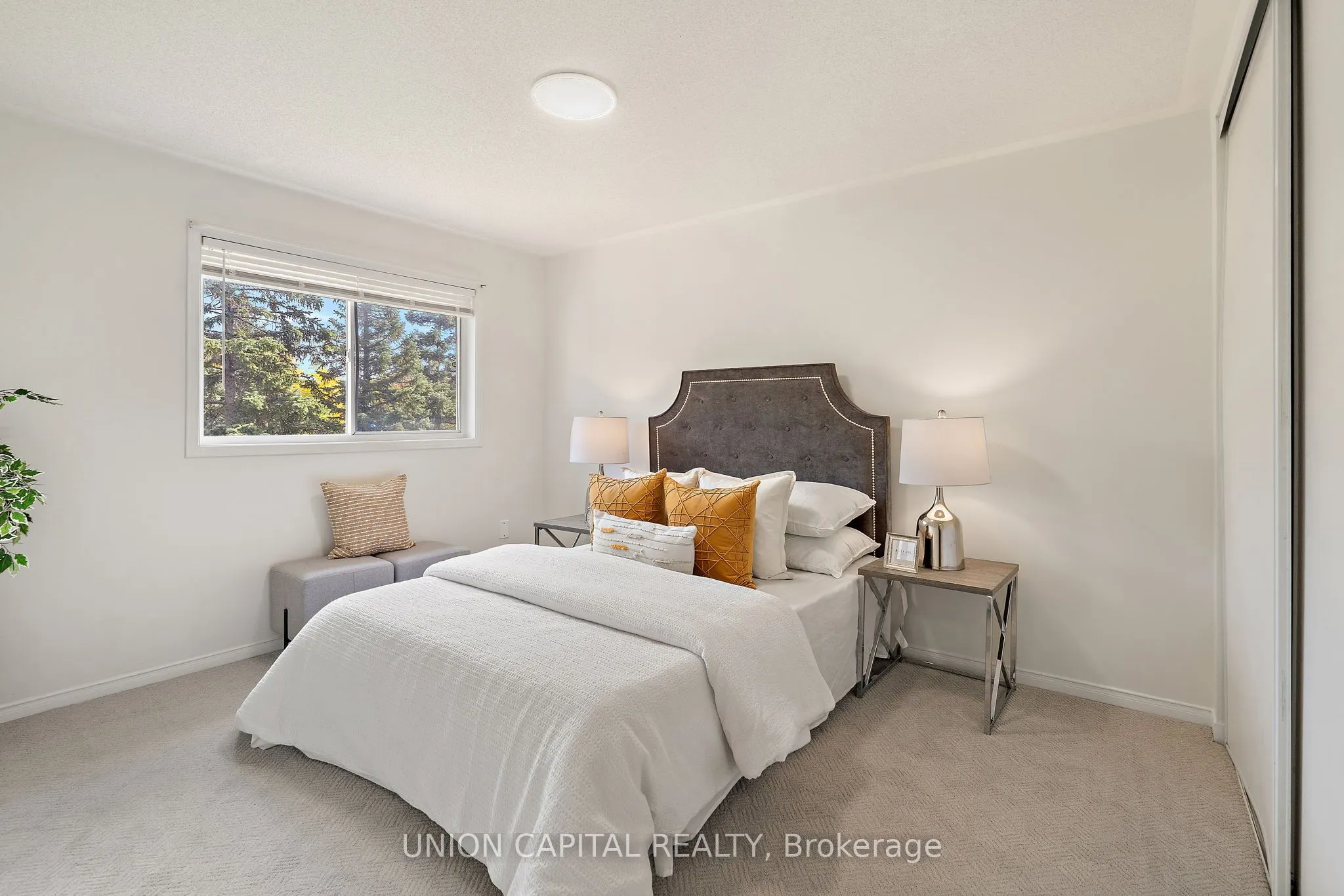 2555 Thomas Street, #106