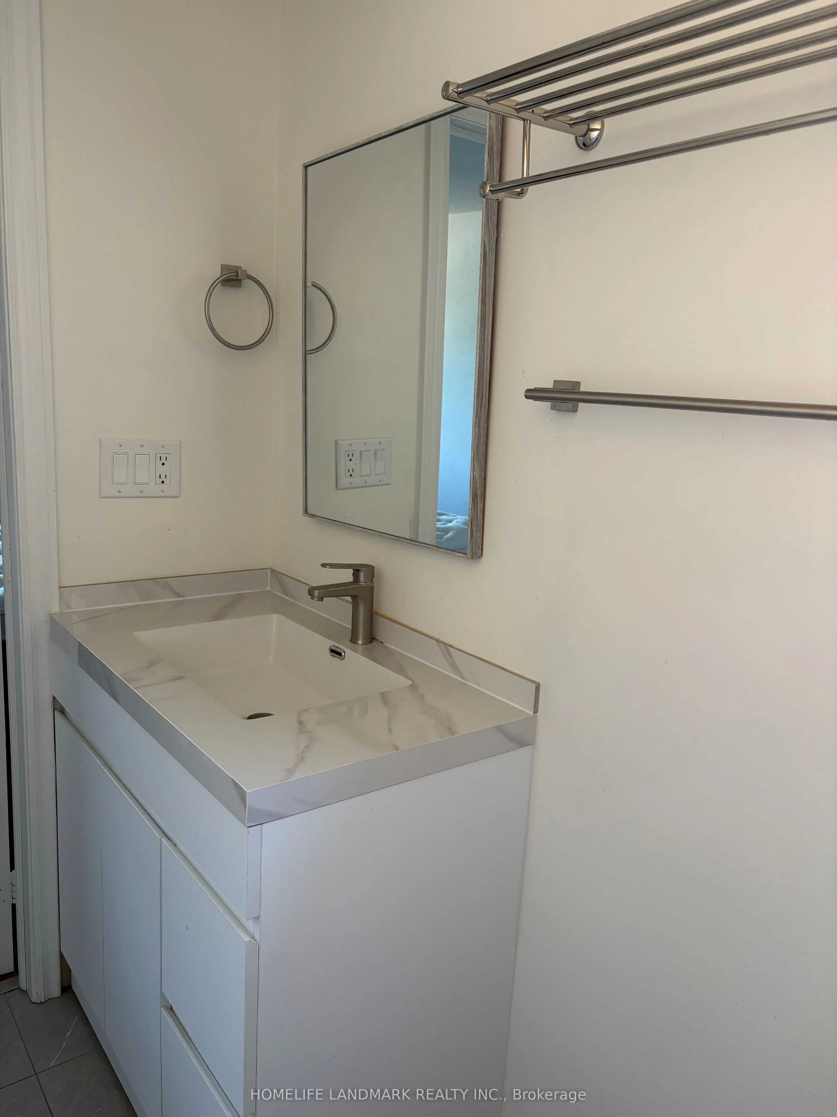 3153 Colonial Drive, #Bedroom C with Ensuite