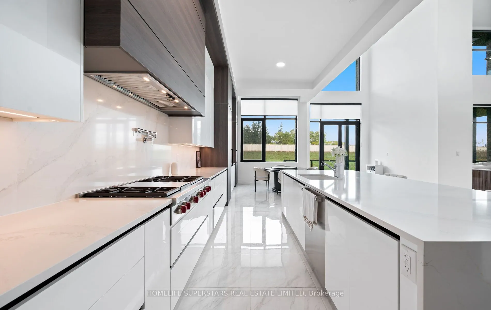 32 Sugarbush Court