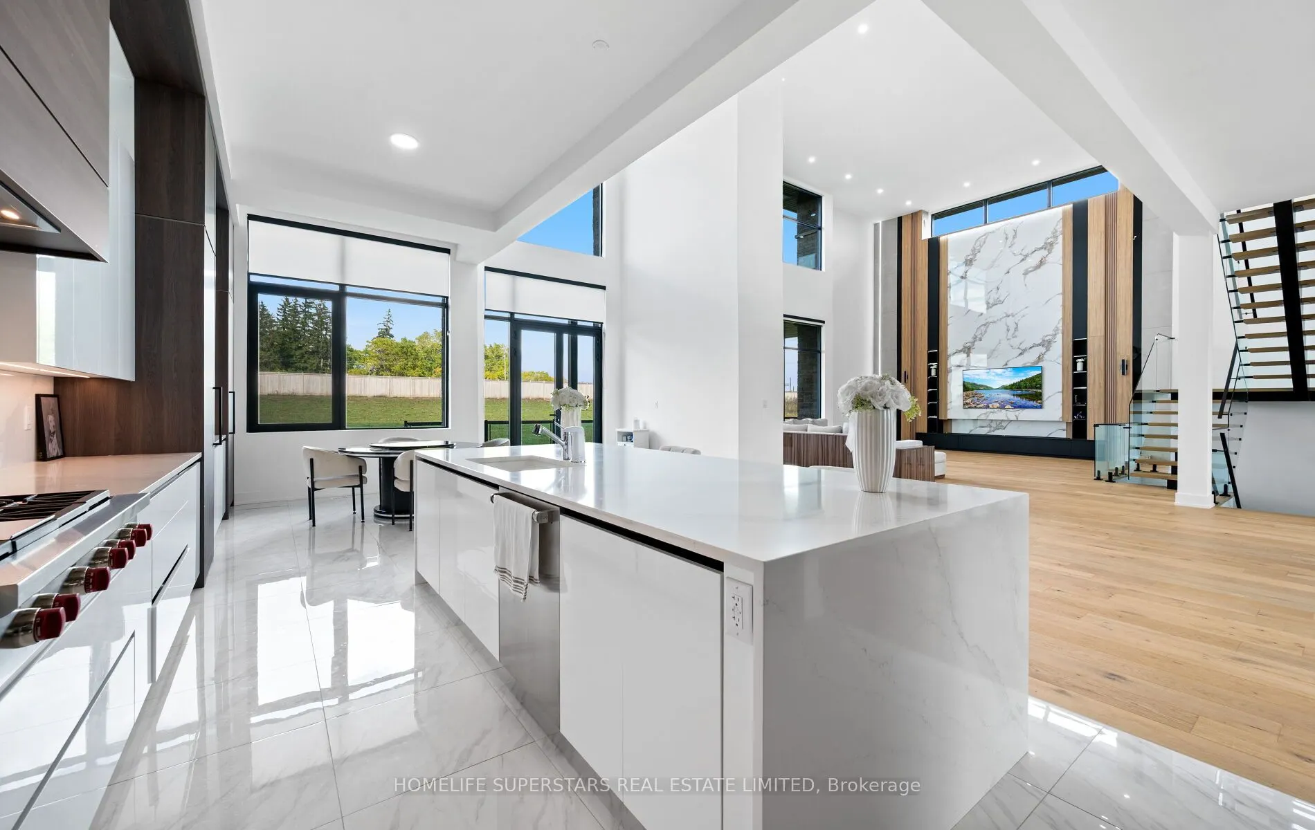 32 Sugarbush Court