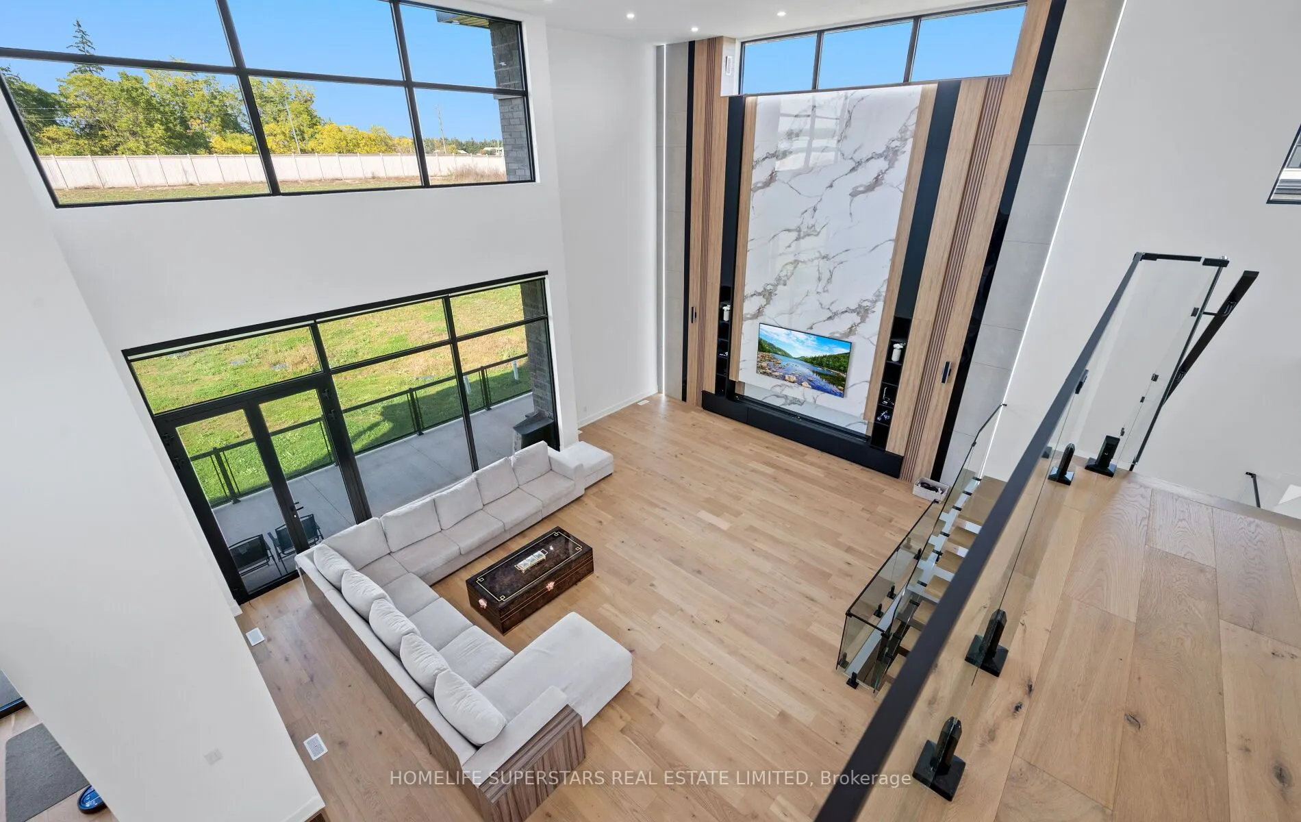 32 Sugarbush Court
