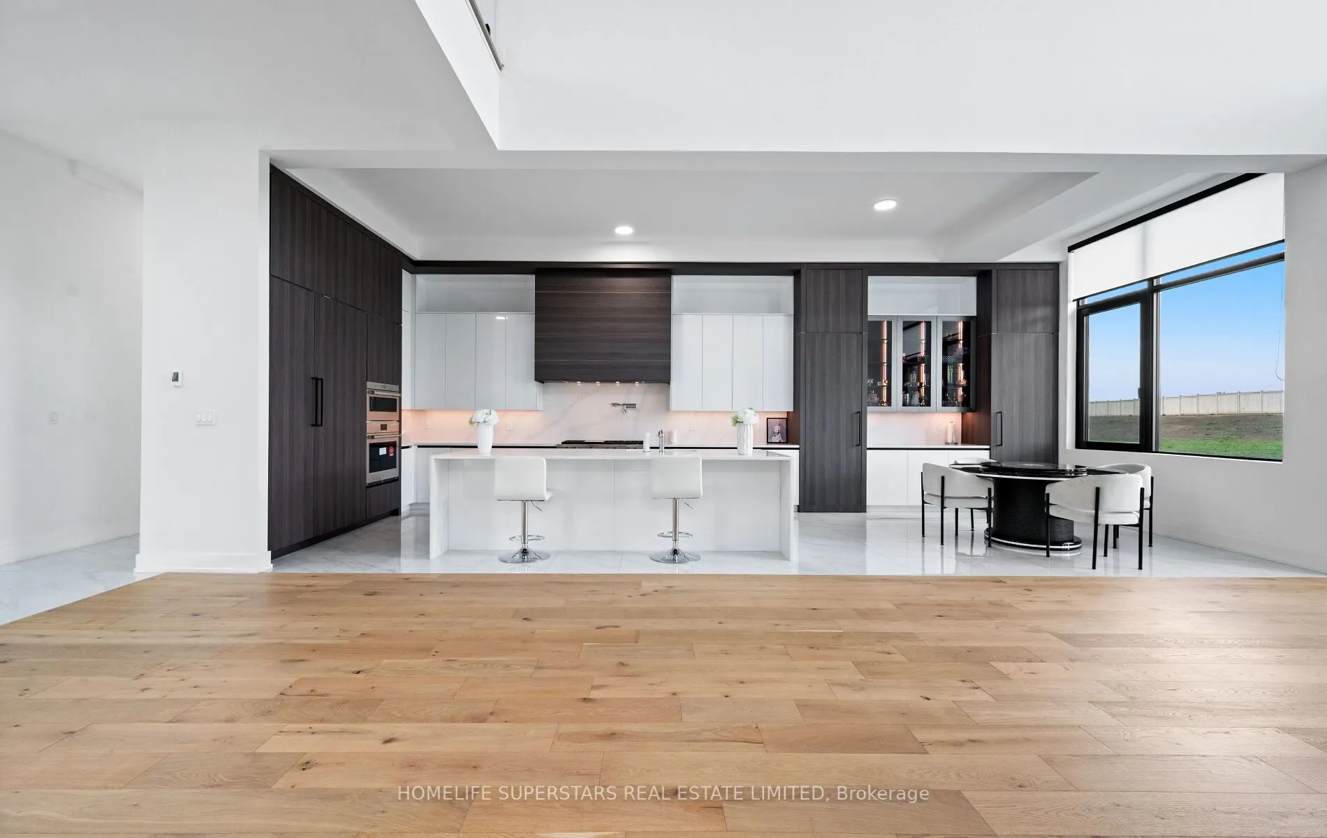 32 Sugarbush Court