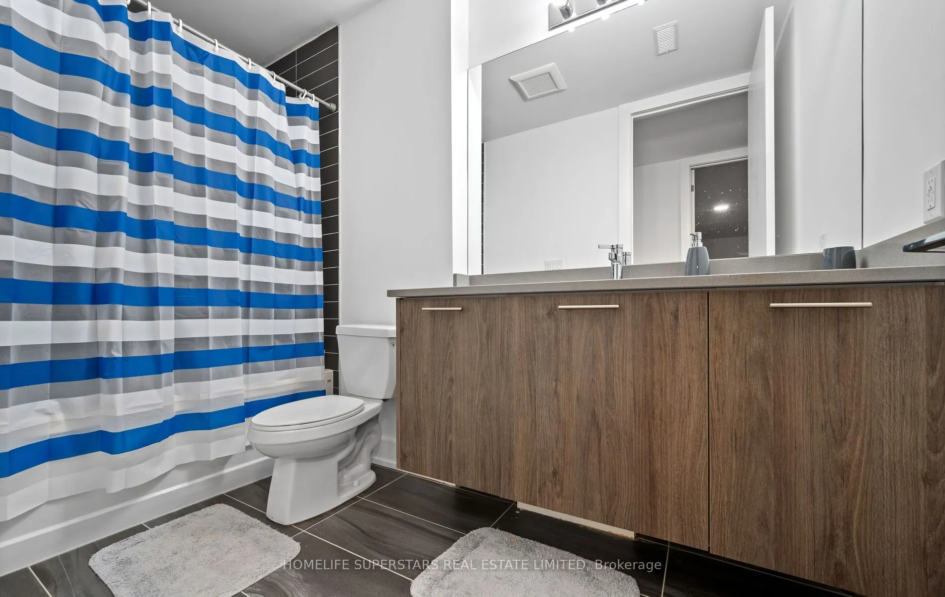 32 Sugarbush Court