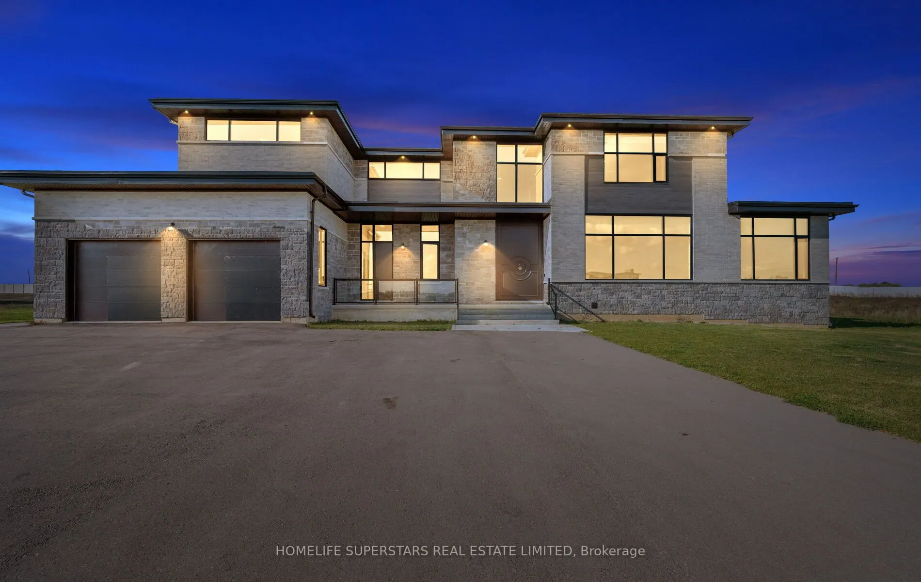 32 Sugarbush Court
