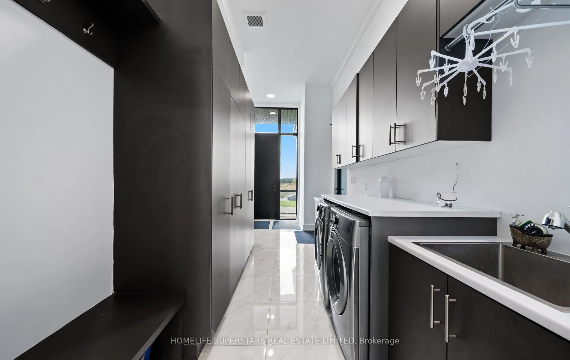 32 Sugarbush Court