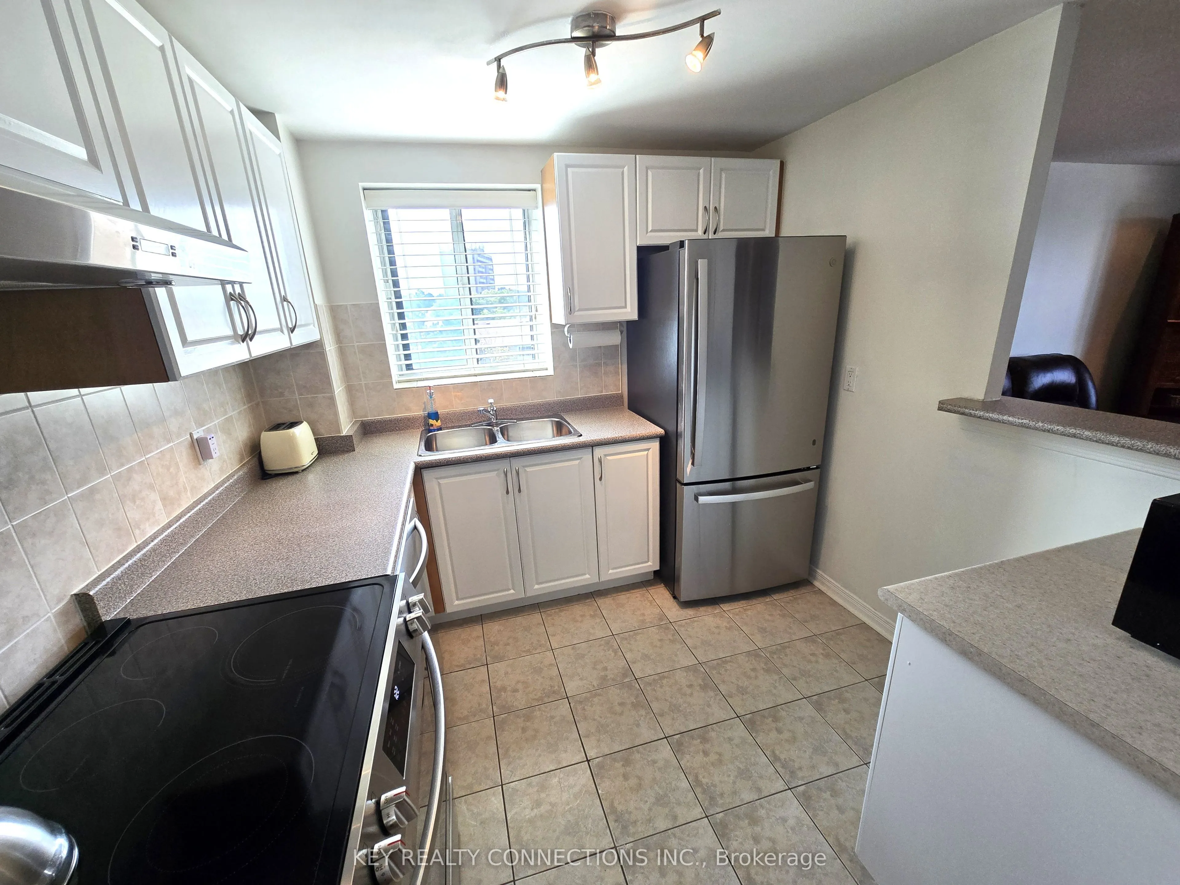 6720 Glen Erin Drive, #313