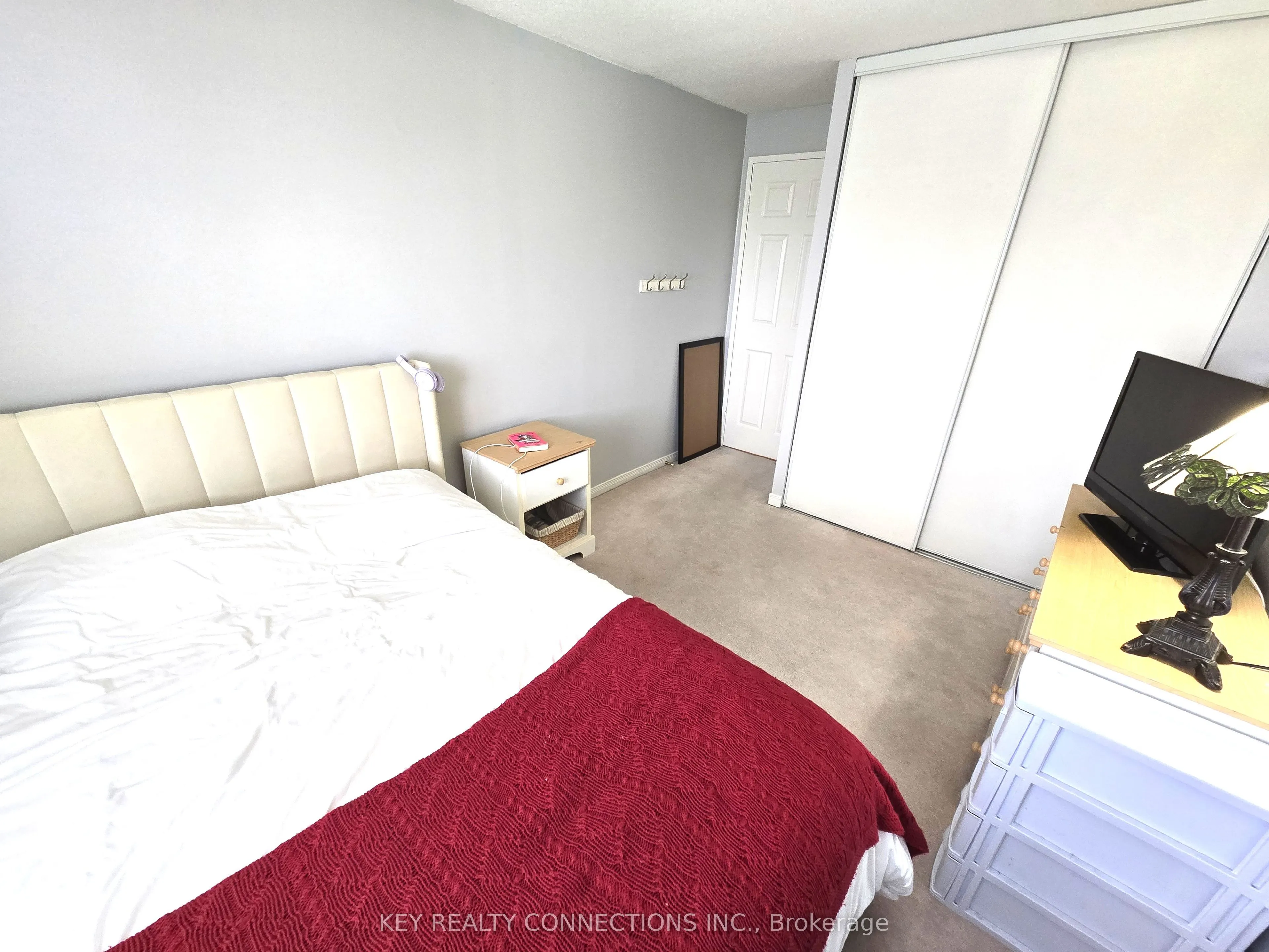 6720 Glen Erin Drive, #313