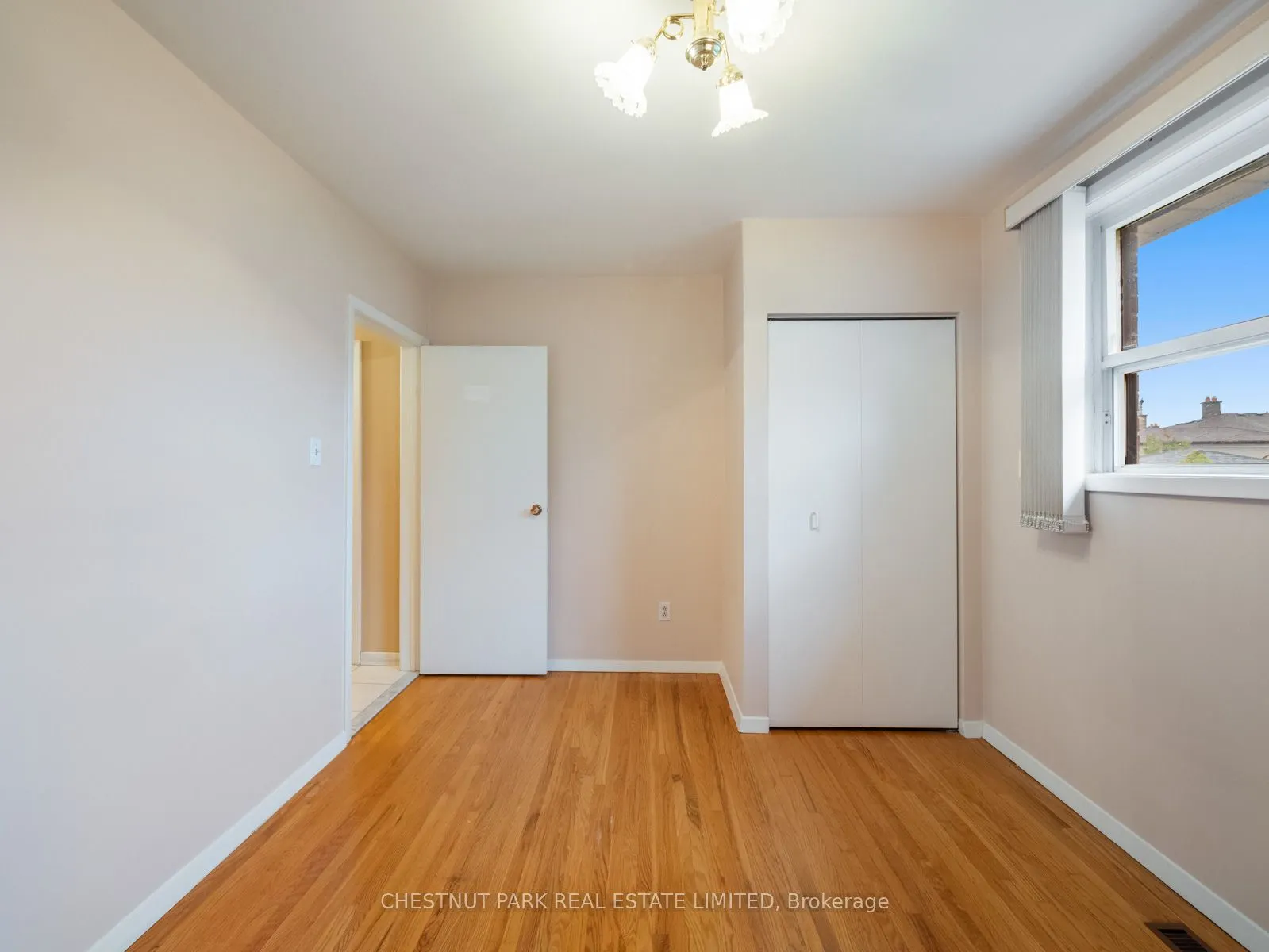 148 Navenby Crescent