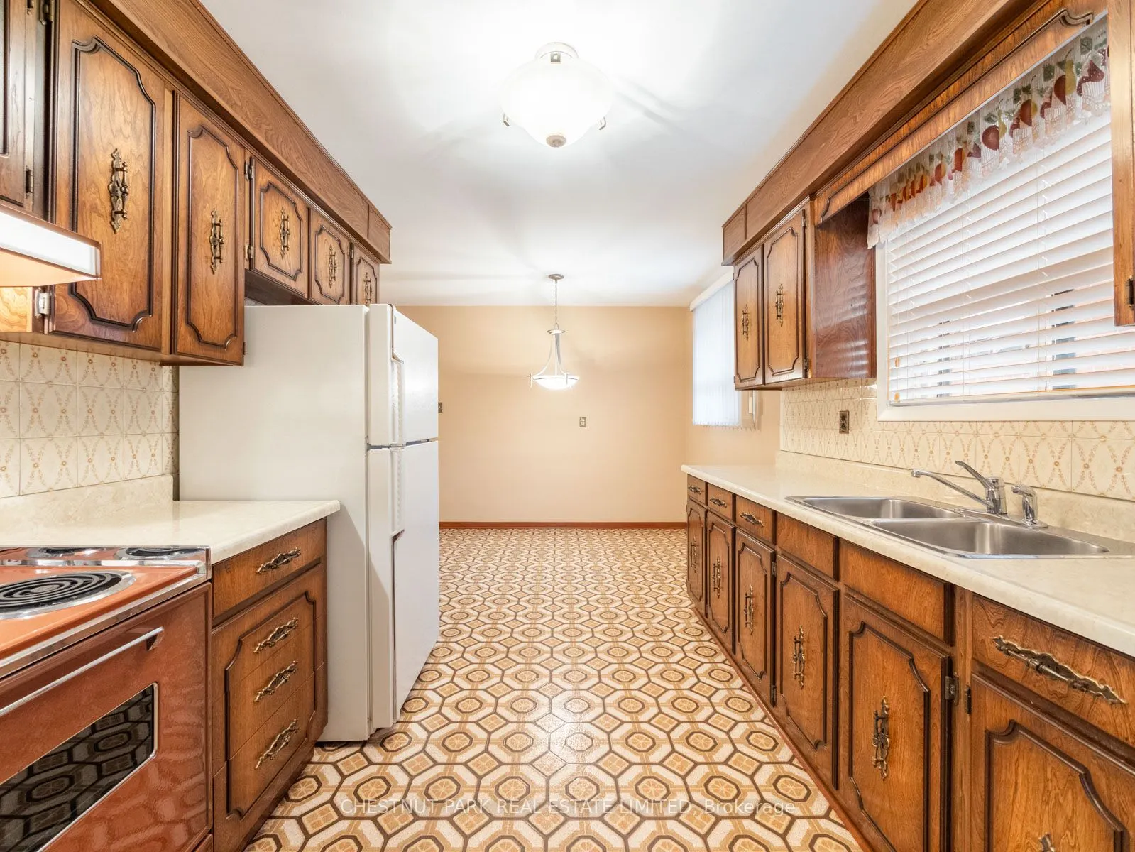 148 Navenby Crescent