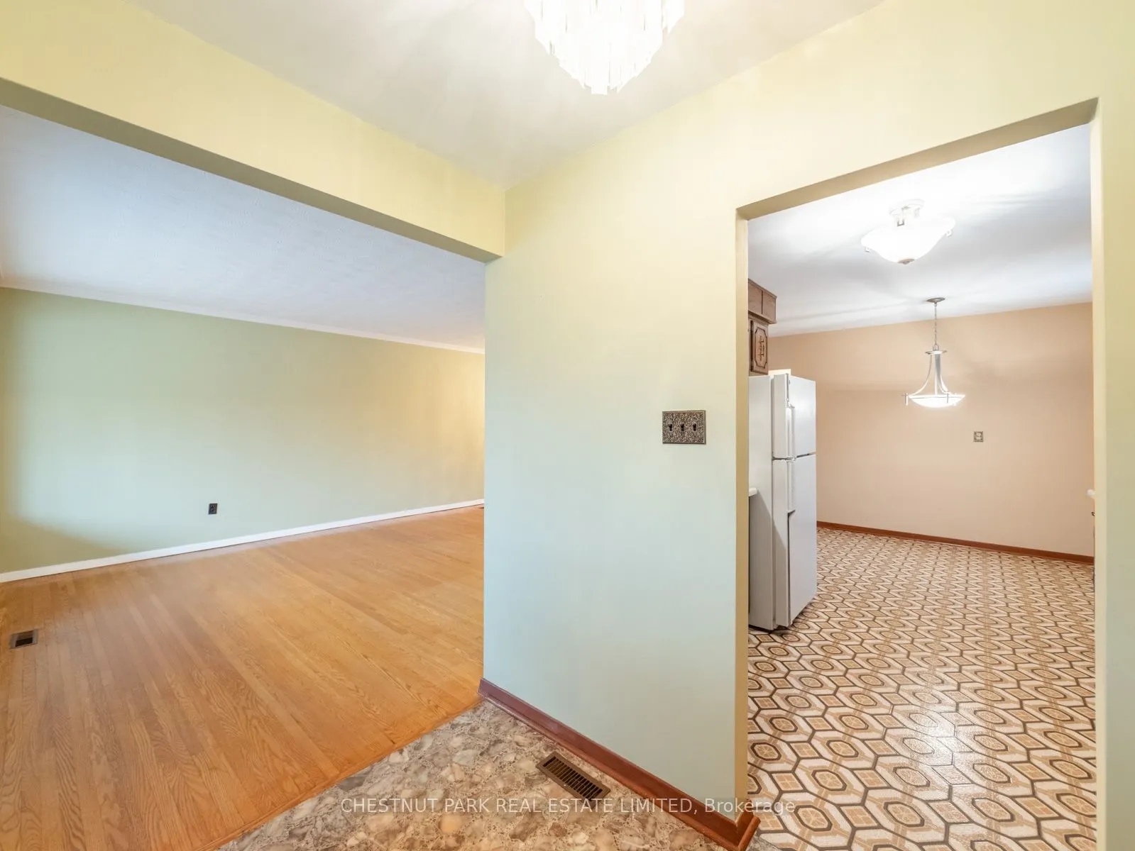 148 Navenby Crescent