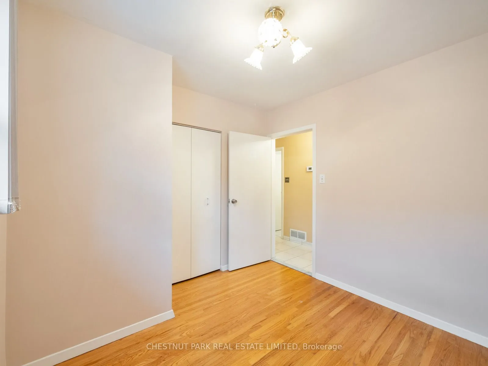 148 Navenby Crescent