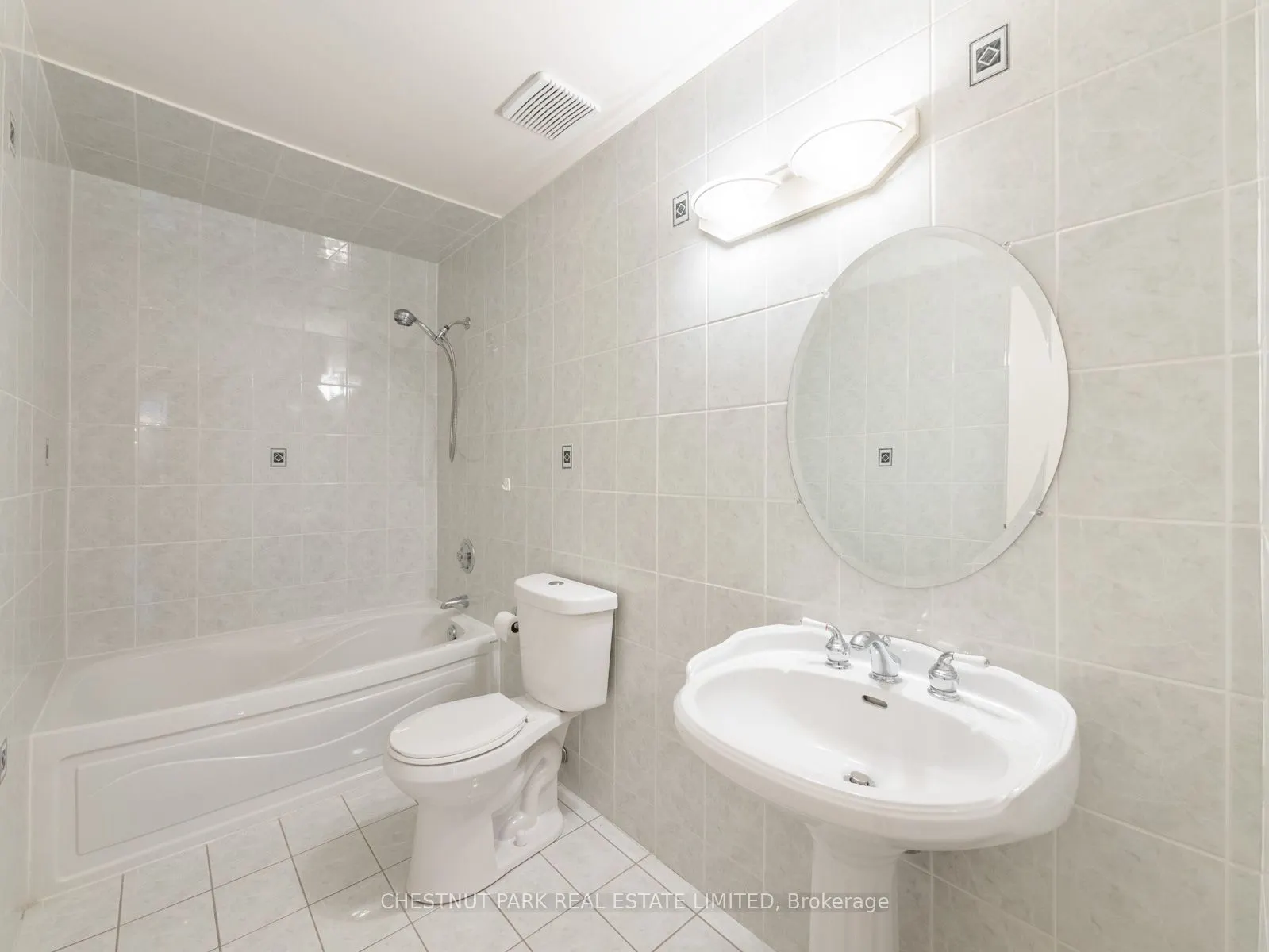 148 Navenby Crescent
