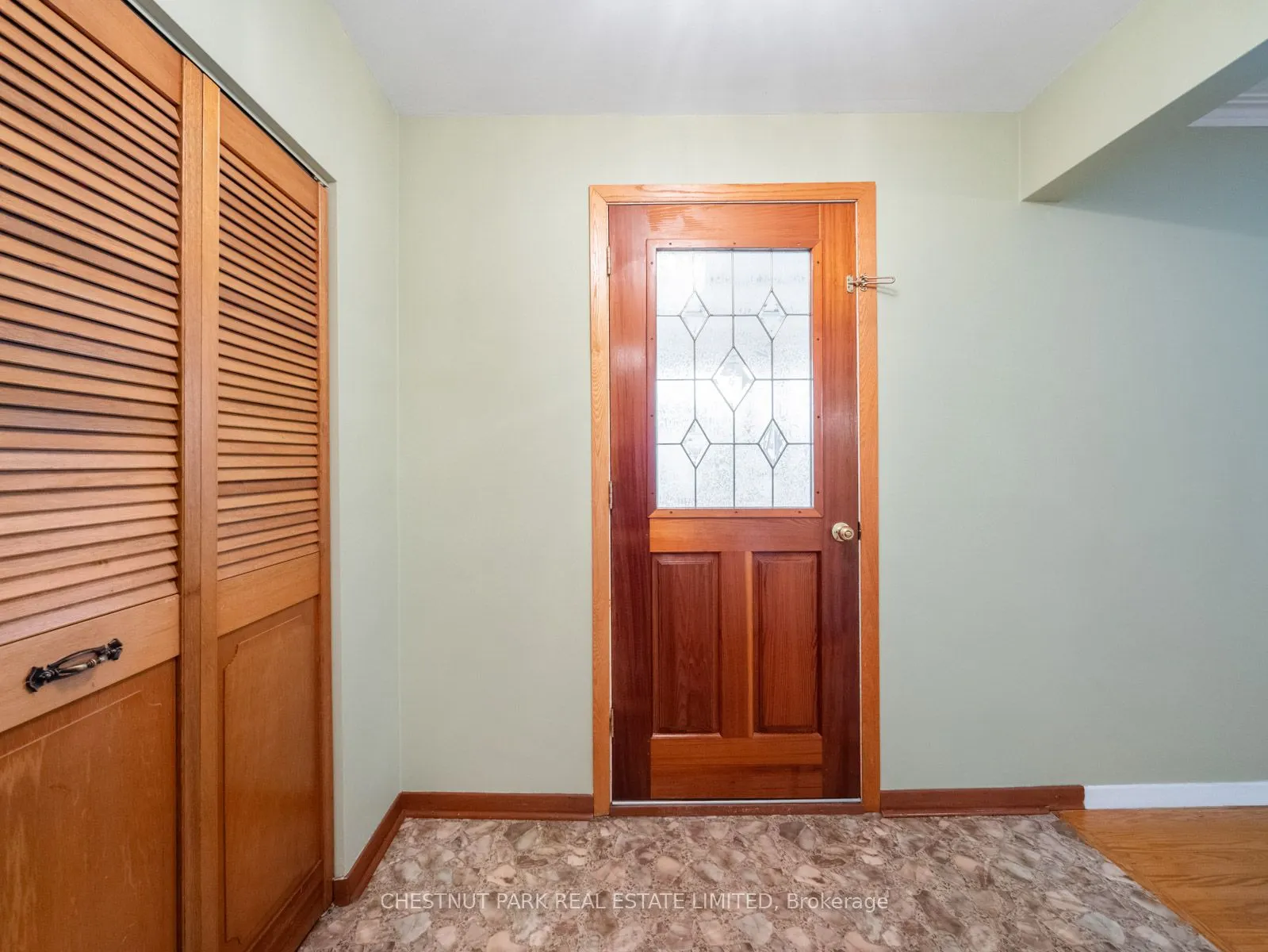 148 Navenby Crescent