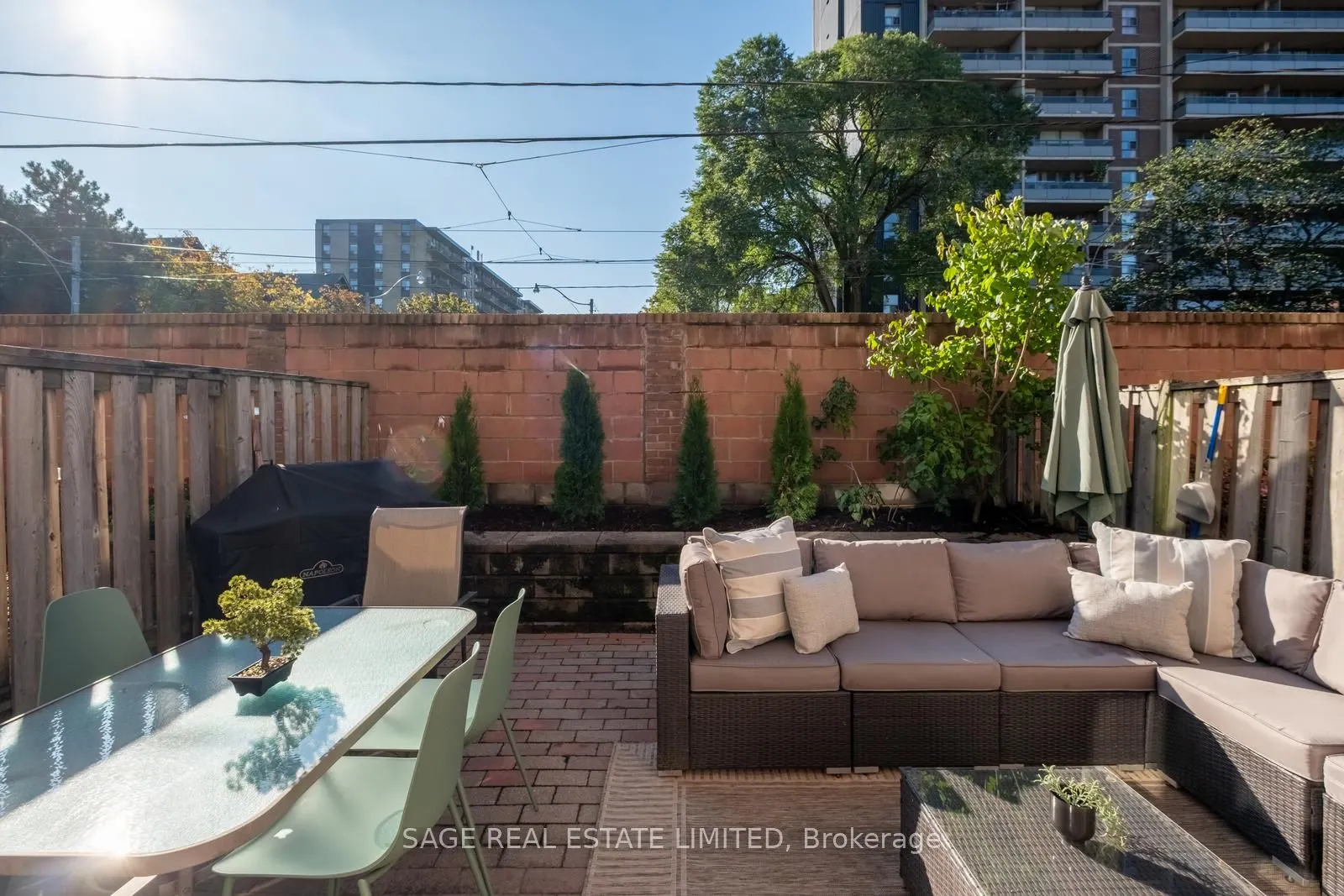 1250 King Street W, #21