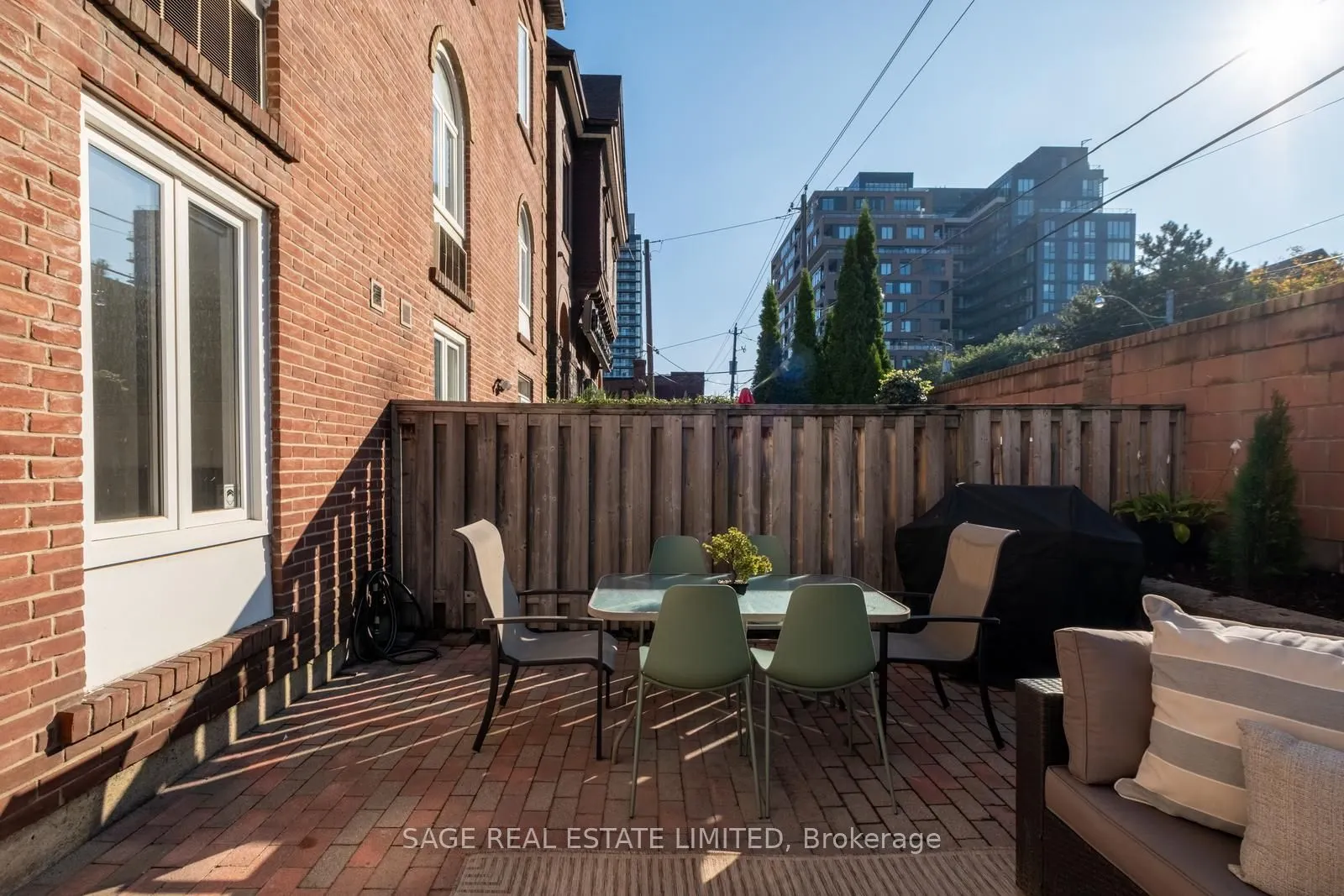 1250 King Street W, #21