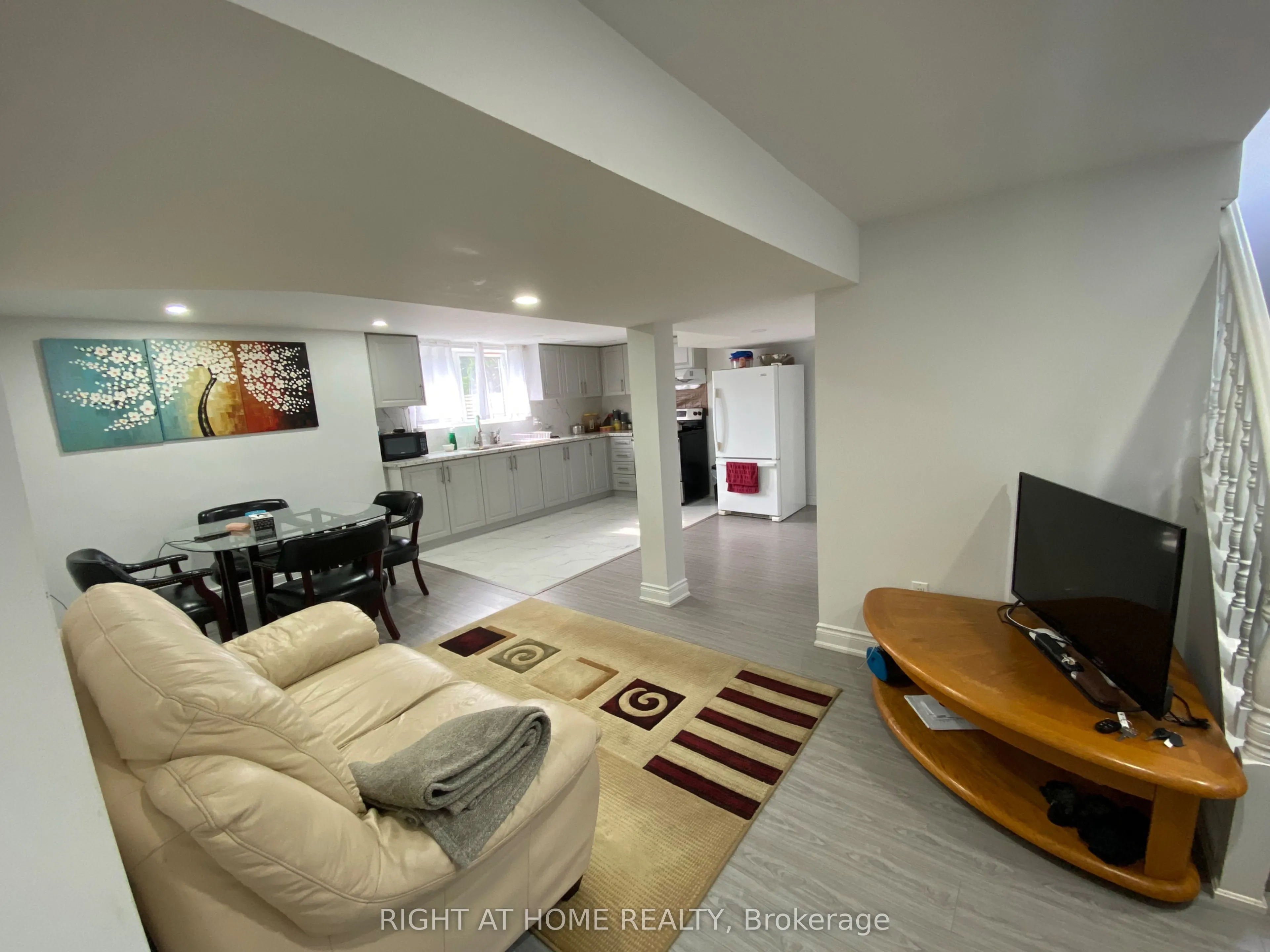 2 Hagersville Court, #Lower