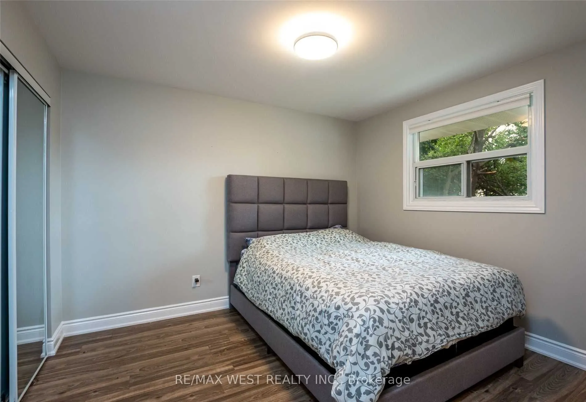 24 Gable Drive