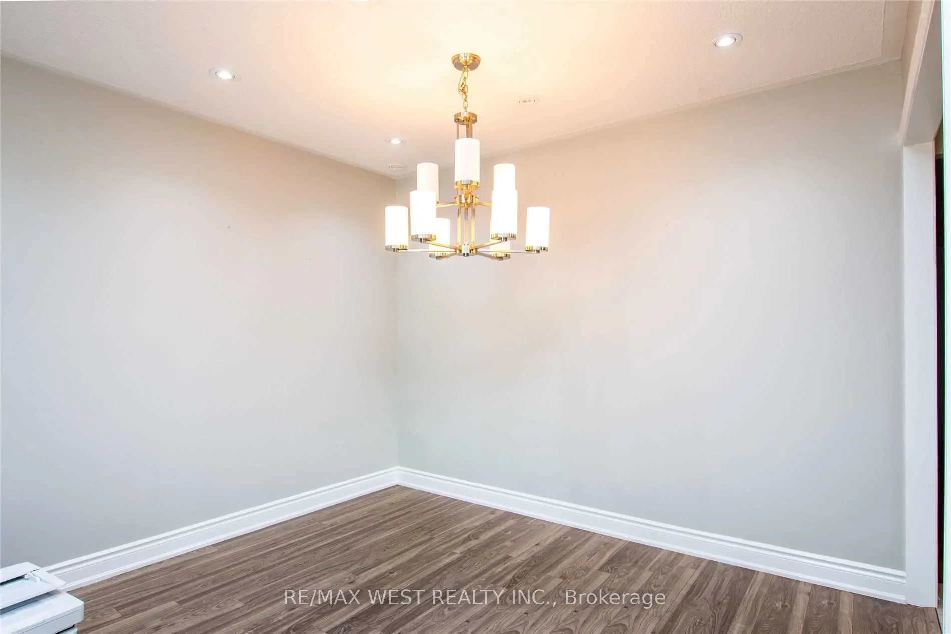 24 Gable Drive