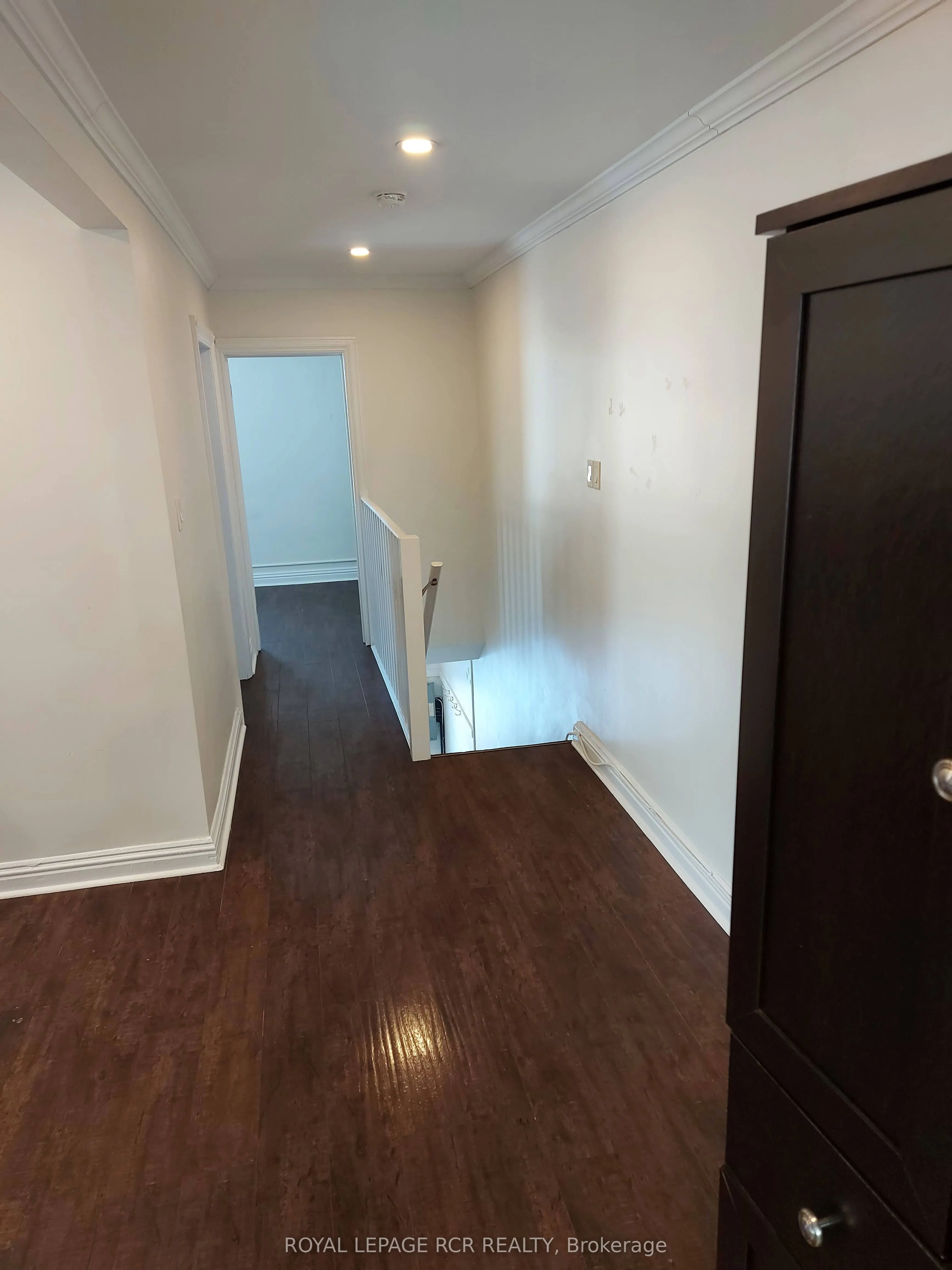 124 Poplar Avenue, #Upper