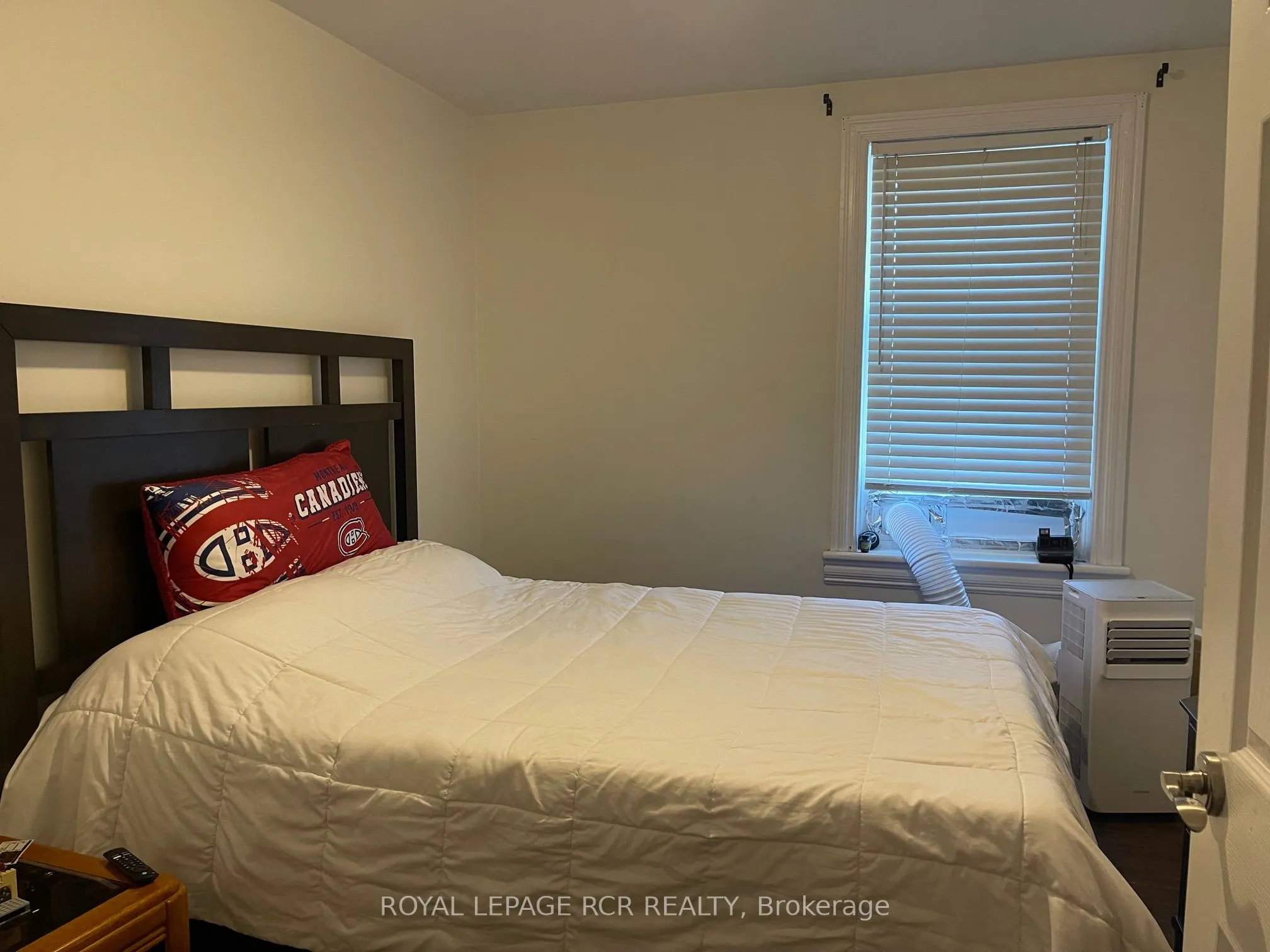 124 Poplar Avenue, #Upper