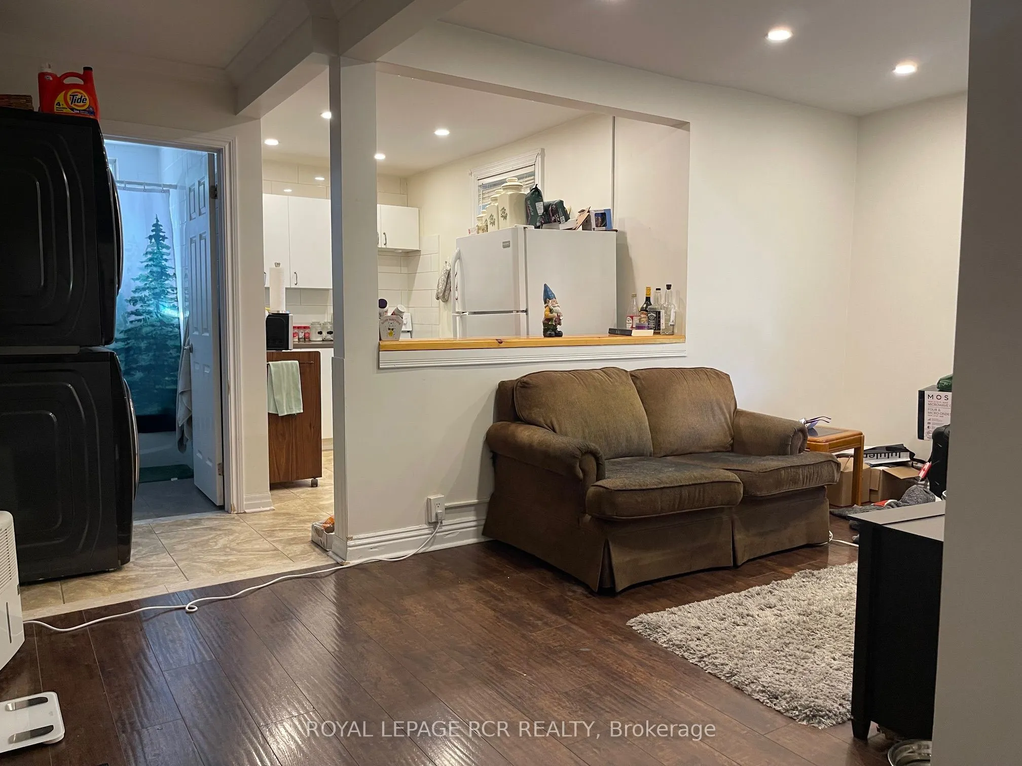 124 Poplar Avenue, #Upper